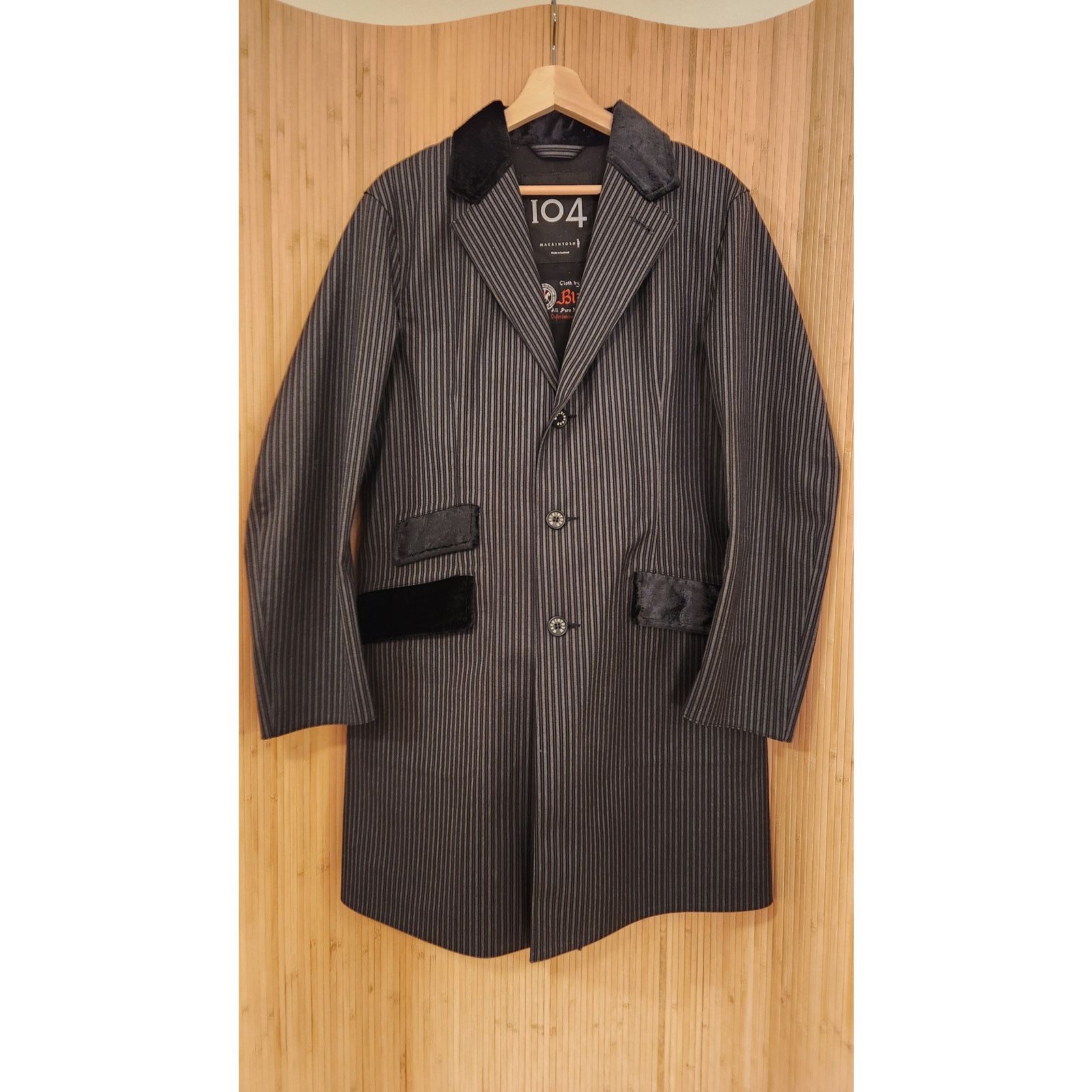 Mackintosh Mackintosh 104 Pinstripe Wool Overcoat (Made in Scotland) Size US M / EU 48-50 / 2 - 1 Thumbnail