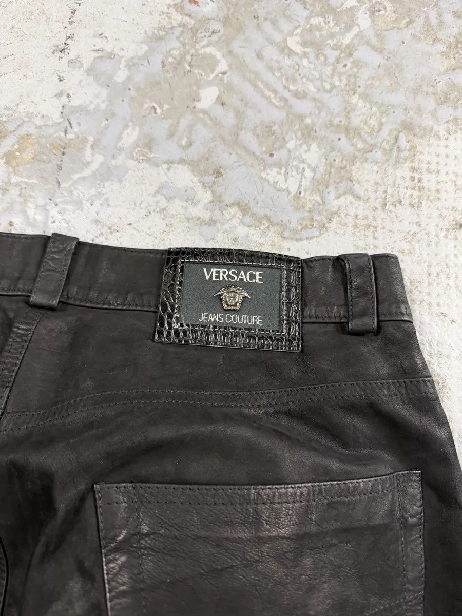 Versace 2000s Versace Black Eroded Leather Pants Size US 30 / EU 46 - 7 Thumbnail