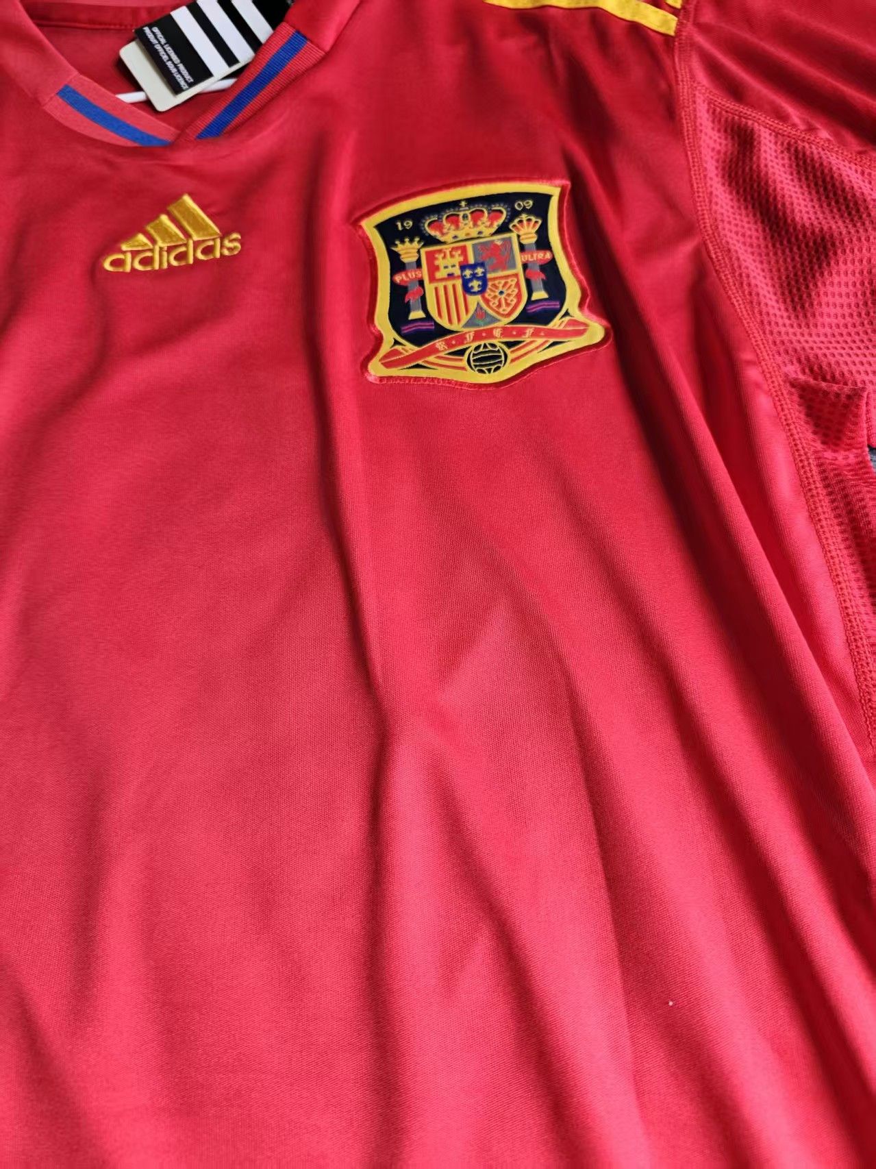 Other 2010 Spain #9 Fernando Torres Jersey Size US S / EU 44-46 / 1 - 6 Thumbnail