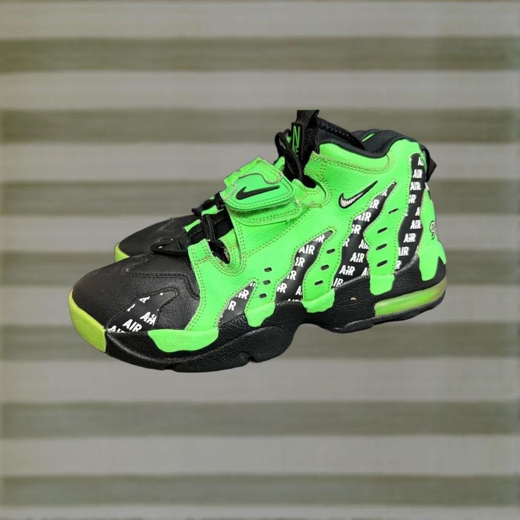 Nike Nike Air Diamond Turf Max '96 Deion Sanders AQ5100-300 Rage Green Size 11 Men's Size US 11 / EU 44 - 1 Thumbnail