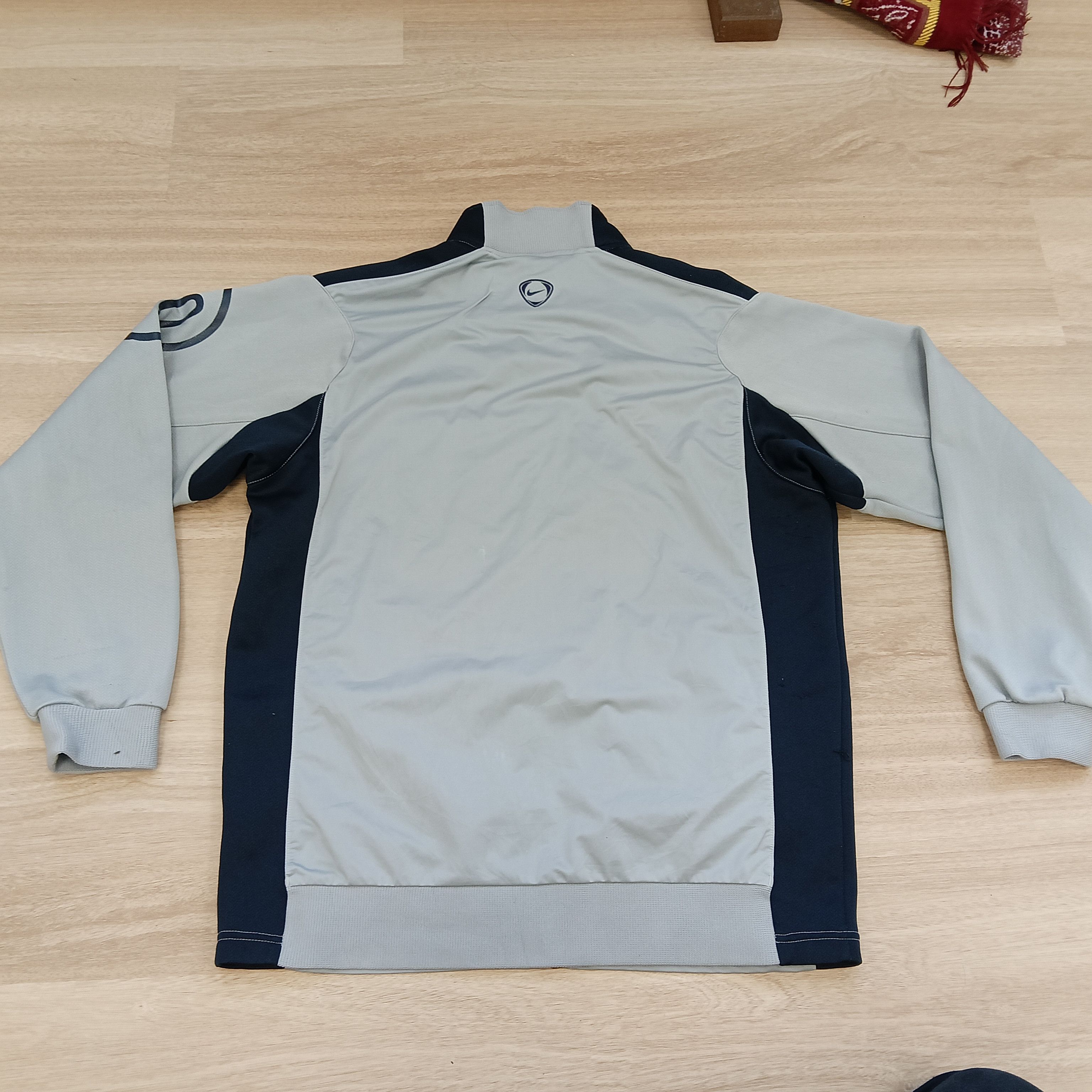 Nike NIKE SWEATER DISTREESED SWEATER 90 BRAZIL STYLE Size US L / EU 52-54 / 3 - 10 Thumbnail