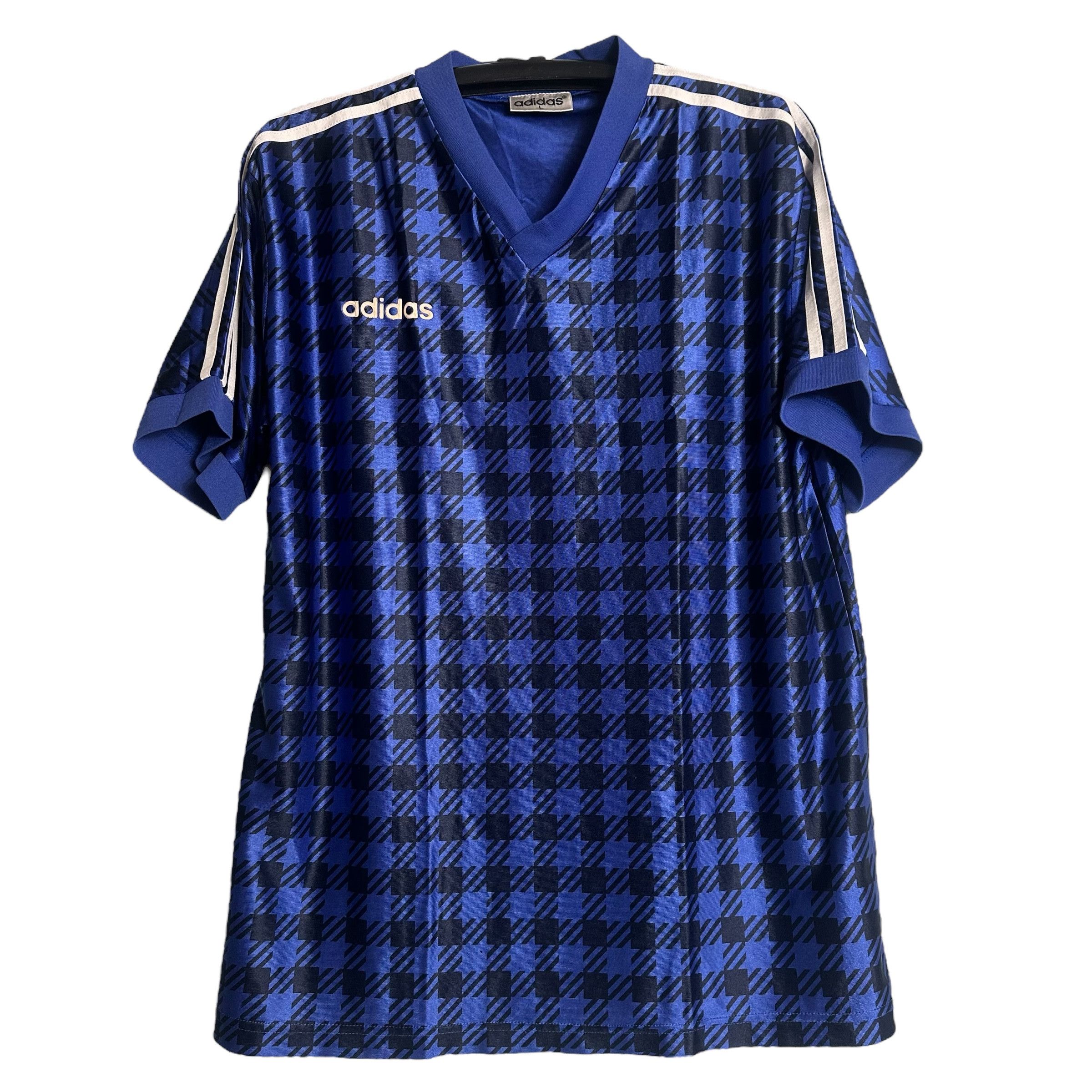 Adidas 🔥RARE🔥Vintage Adidas Football Jersey Plaid Patern T-shirt Size US L / EU 52-54 / 3 - 1 Thumbnail