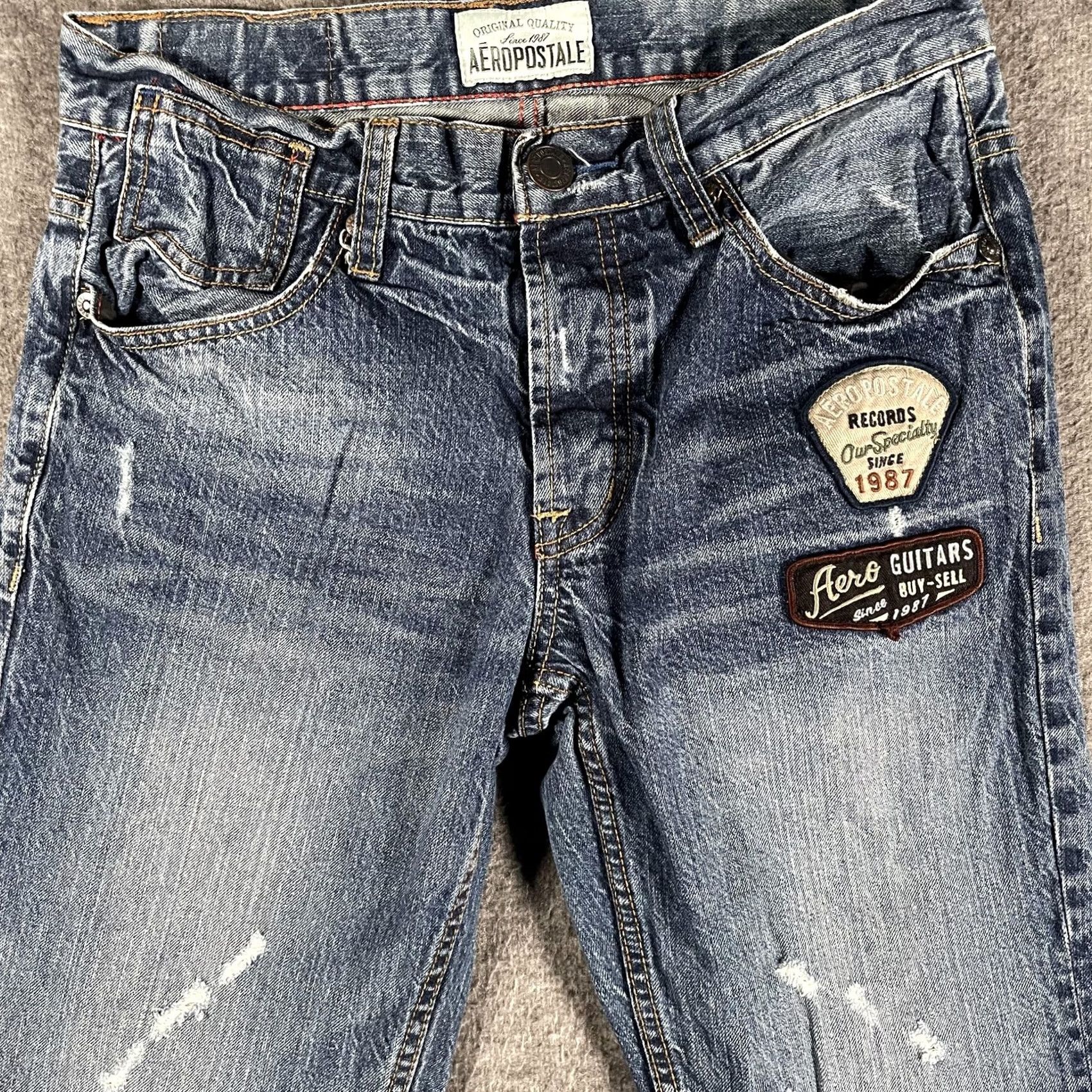 Vintage Aéropostale Essex Jeans Mens 29x30 Blue Denim Music Patch Distressed Straight Leg Rock Shirt/Jeans Size US 29 - 2 Thumbnail