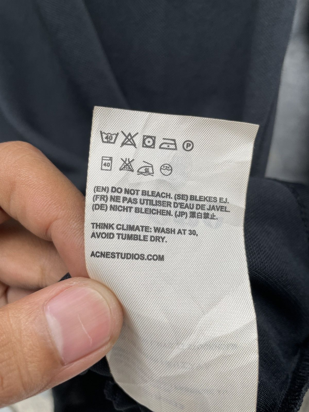Acne Studios Acne Studios Blix Nylon Paw13 Long Sleeve Size US M / EU 48-50 / 2 - 7 Thumbnail