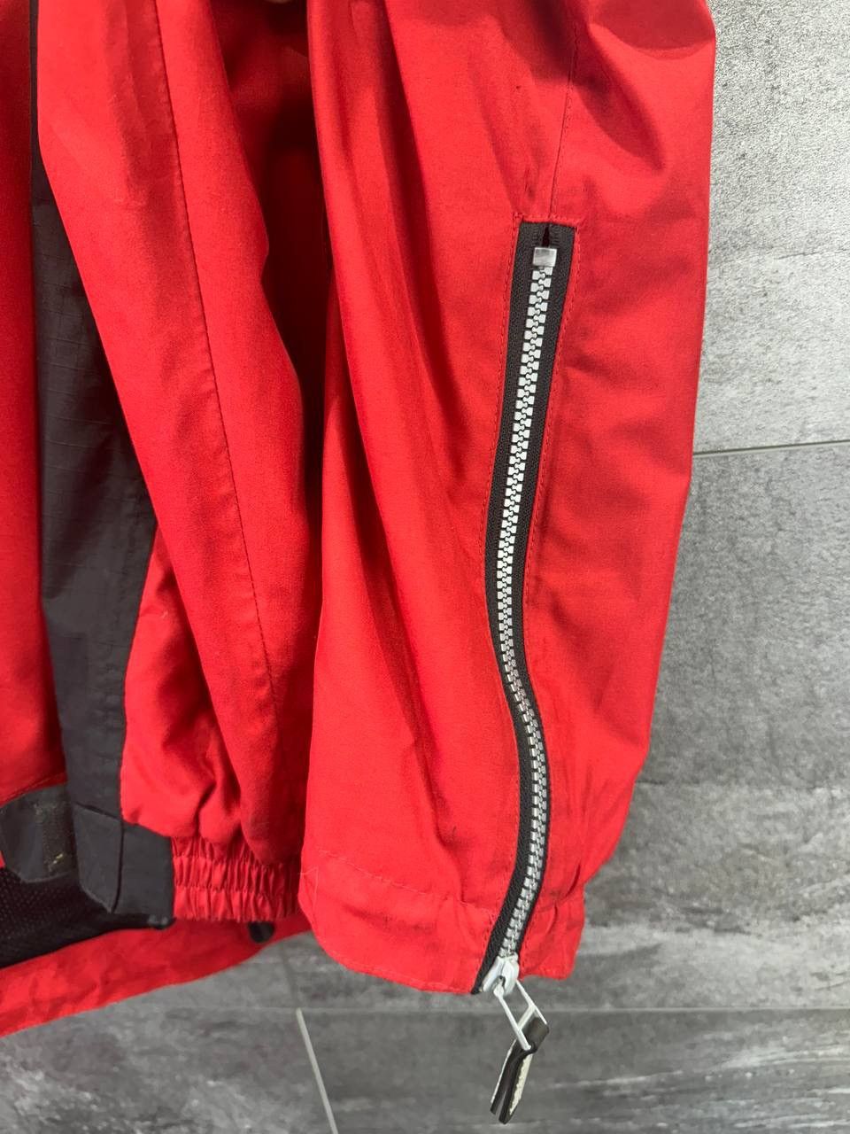 Vintage Vintage FERRARI Anorak Jacket Size M Size US M / EU 48-50 / 2 - 7 Thumbnail