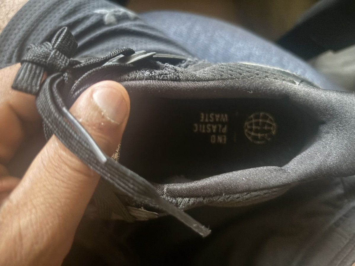 Adidas Adidas Ultra Boost Triple Black Size US 8 / EU 41 - 6 Thumbnail