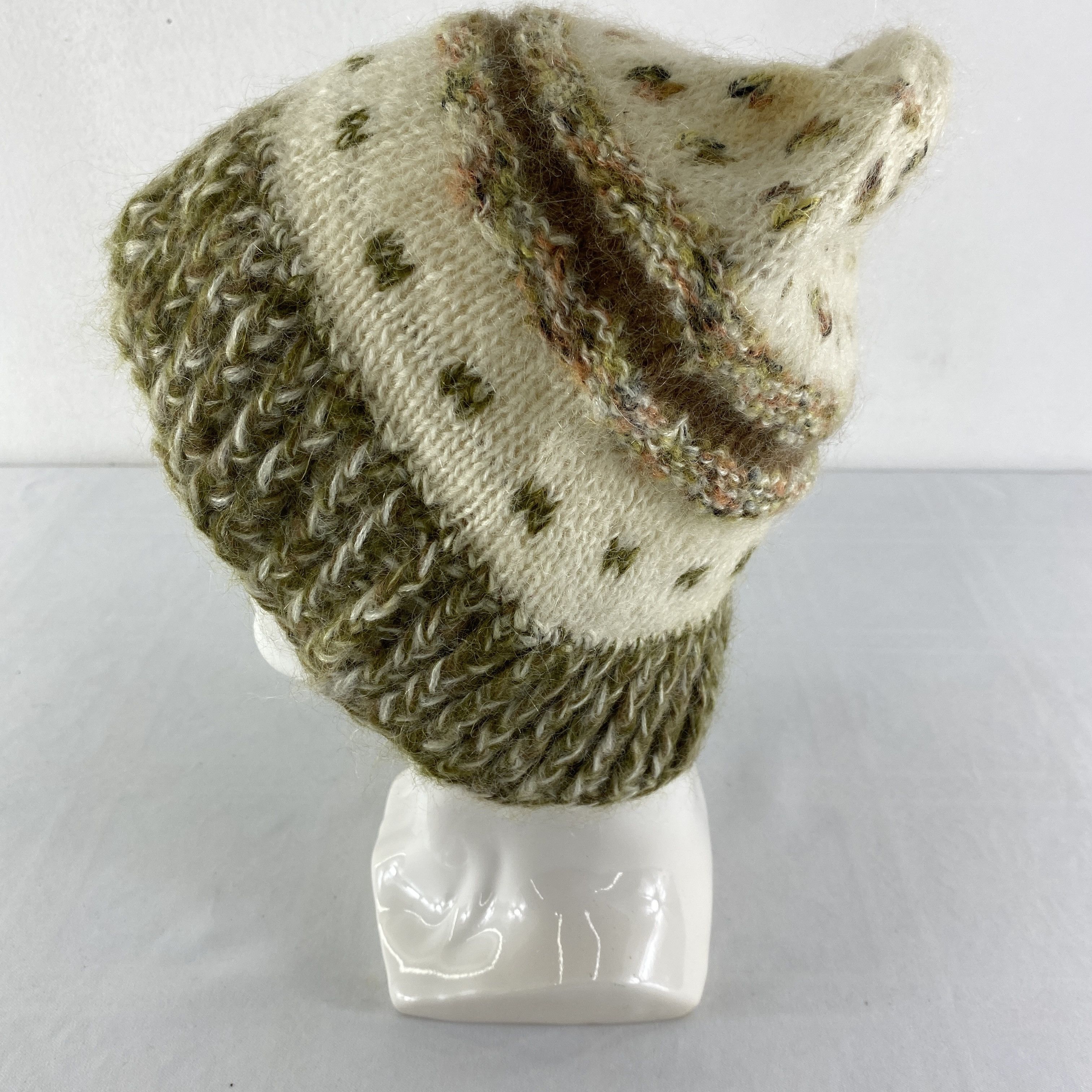Japanese Brand Pozzy Rap Art Snow Cap Hat Beanie -BN572 Size ONE SIZE - 1 Thumbnail