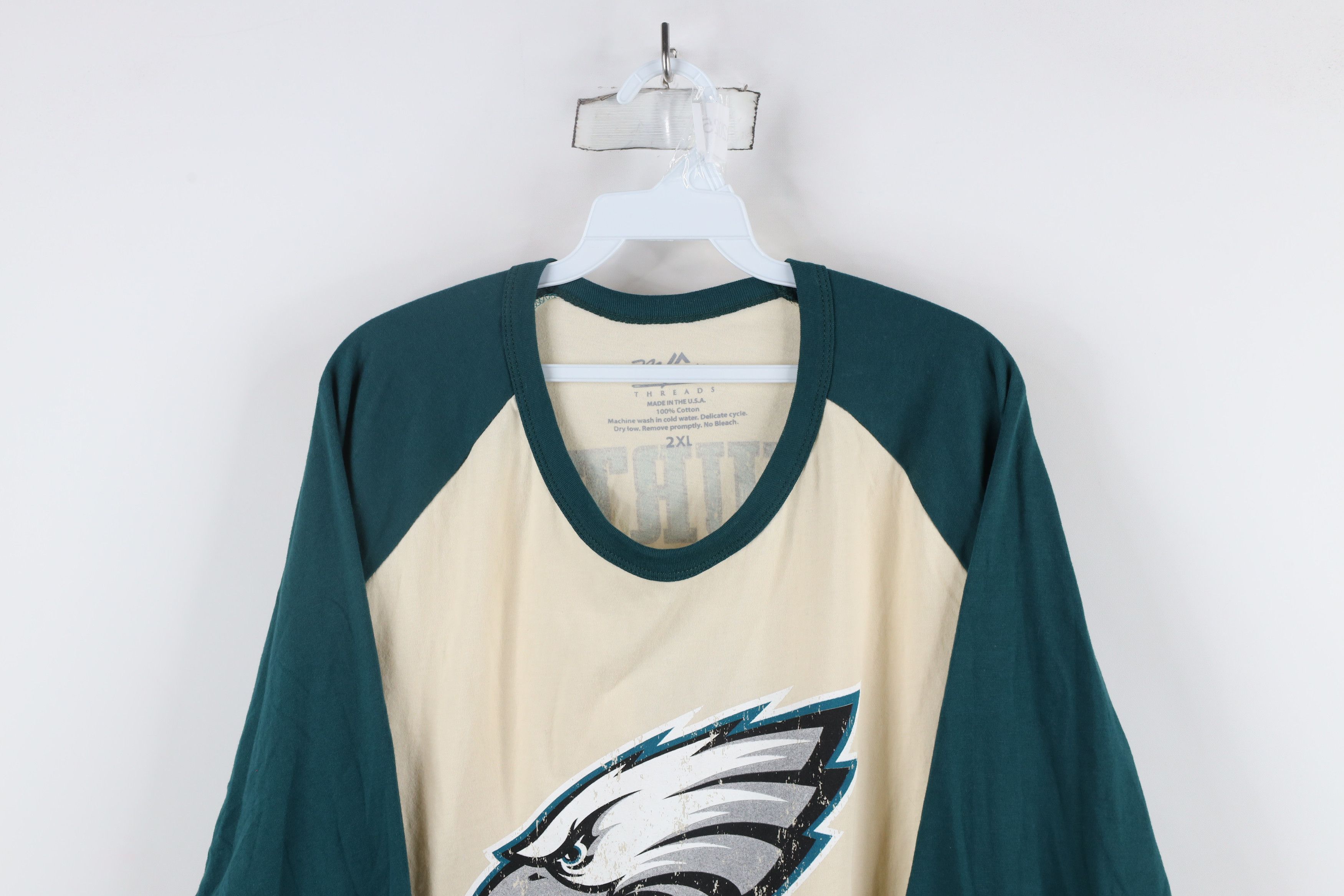 Majestic × Vintage Majestic Philadelphia Eagles Baseball Raglan T-Shirt Jersey Size US XXL / EU 58 / 5 - 2 Thumbnail