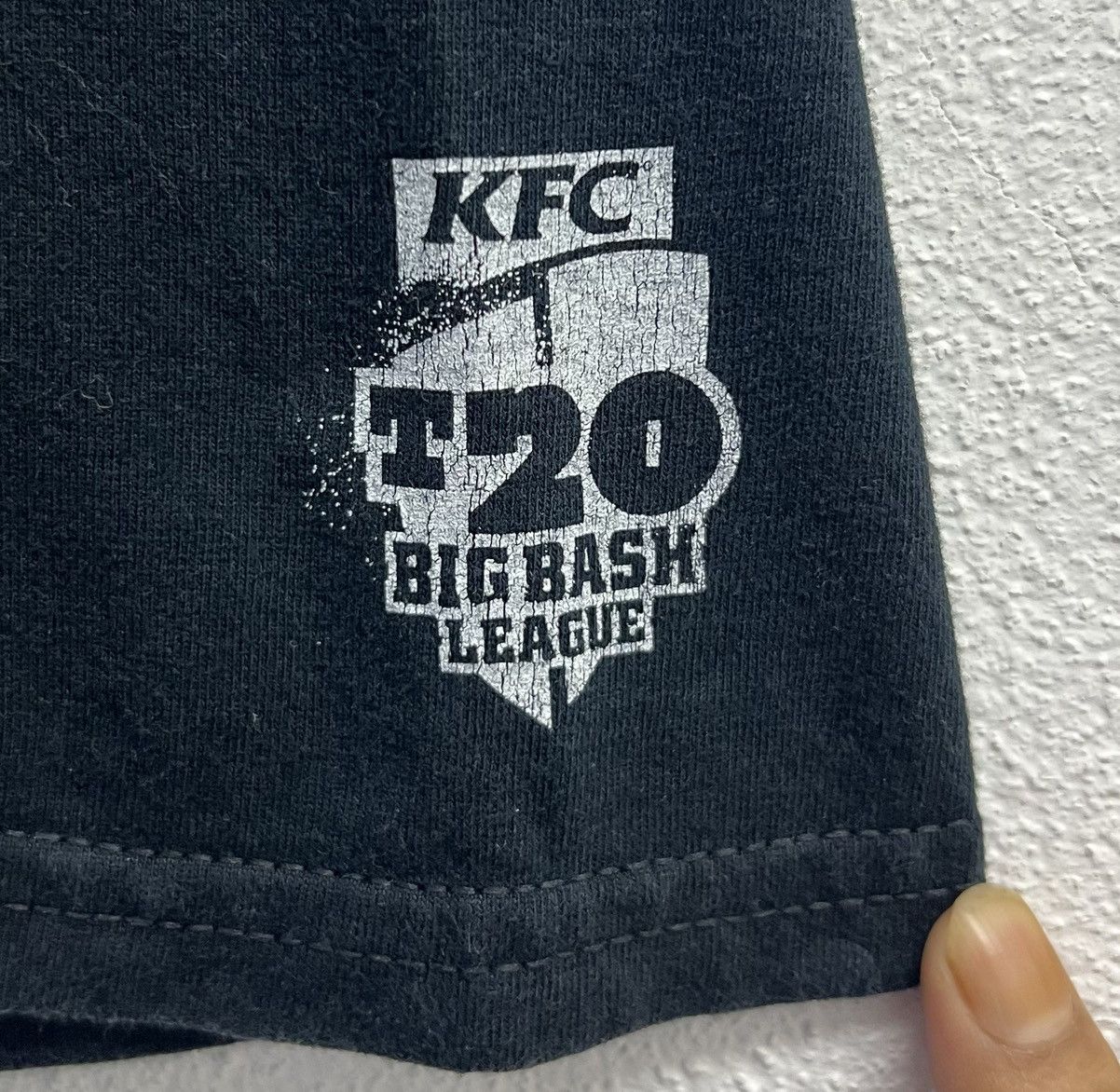 Vintage VINTAGE KFC T20 BIG BASH LEAGUE SHIRT Size US XXL / EU 58 / 5 - 6 Thumbnail