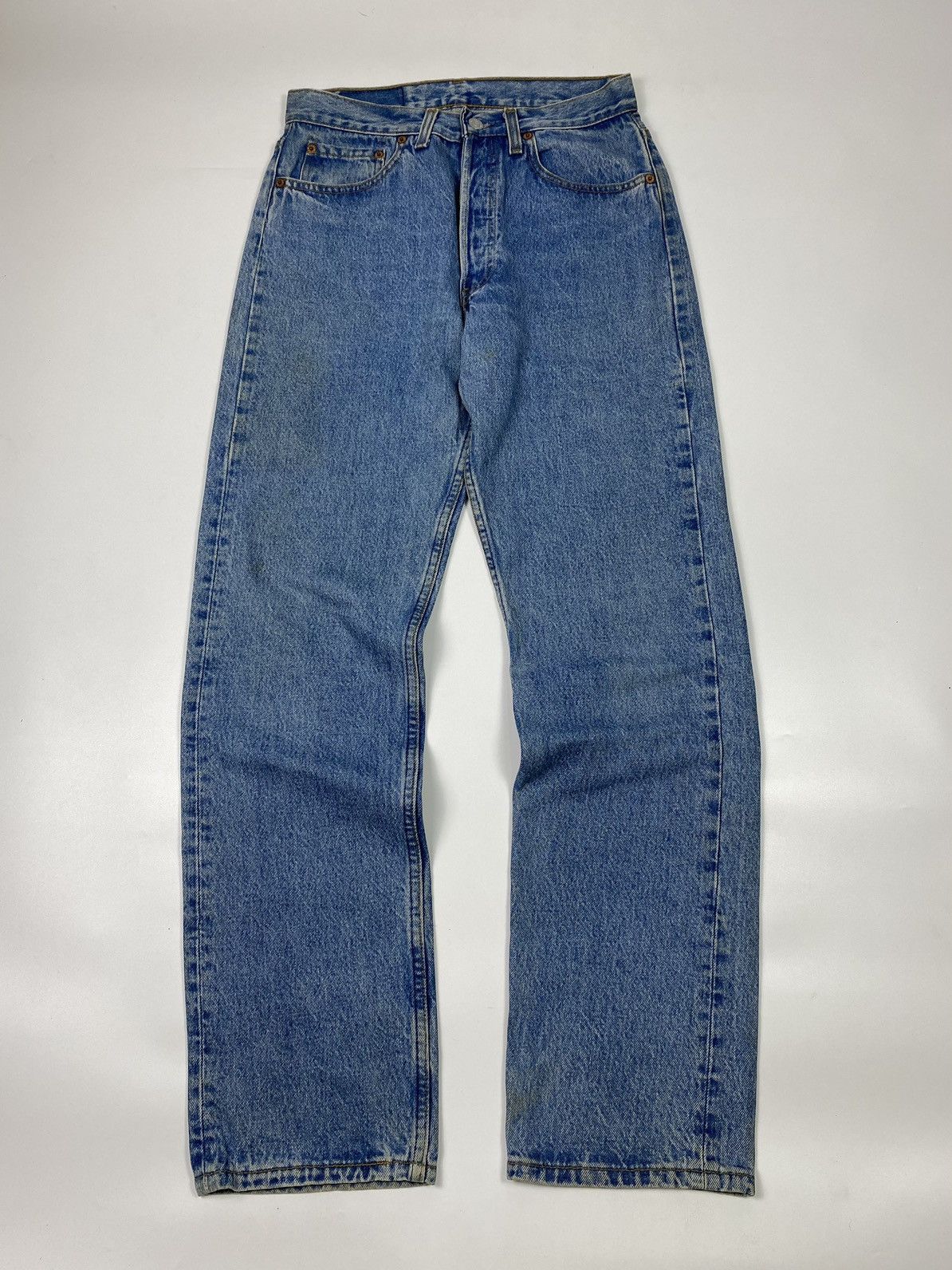 Levi's Vintage Clothing size 29x32 vintage 90s levis 501 blue jeans pant Size US 29 - 4 Thumbnail