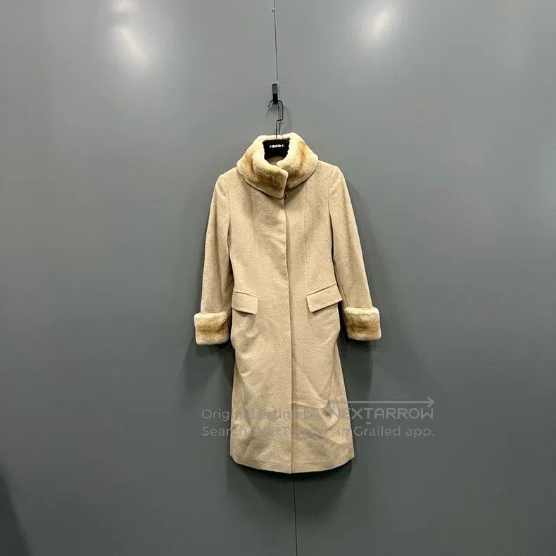 Max Mara Max Mara Fur Collar Long Coat Size XXS / US 00 / IT 34 - 1 Thumbnail