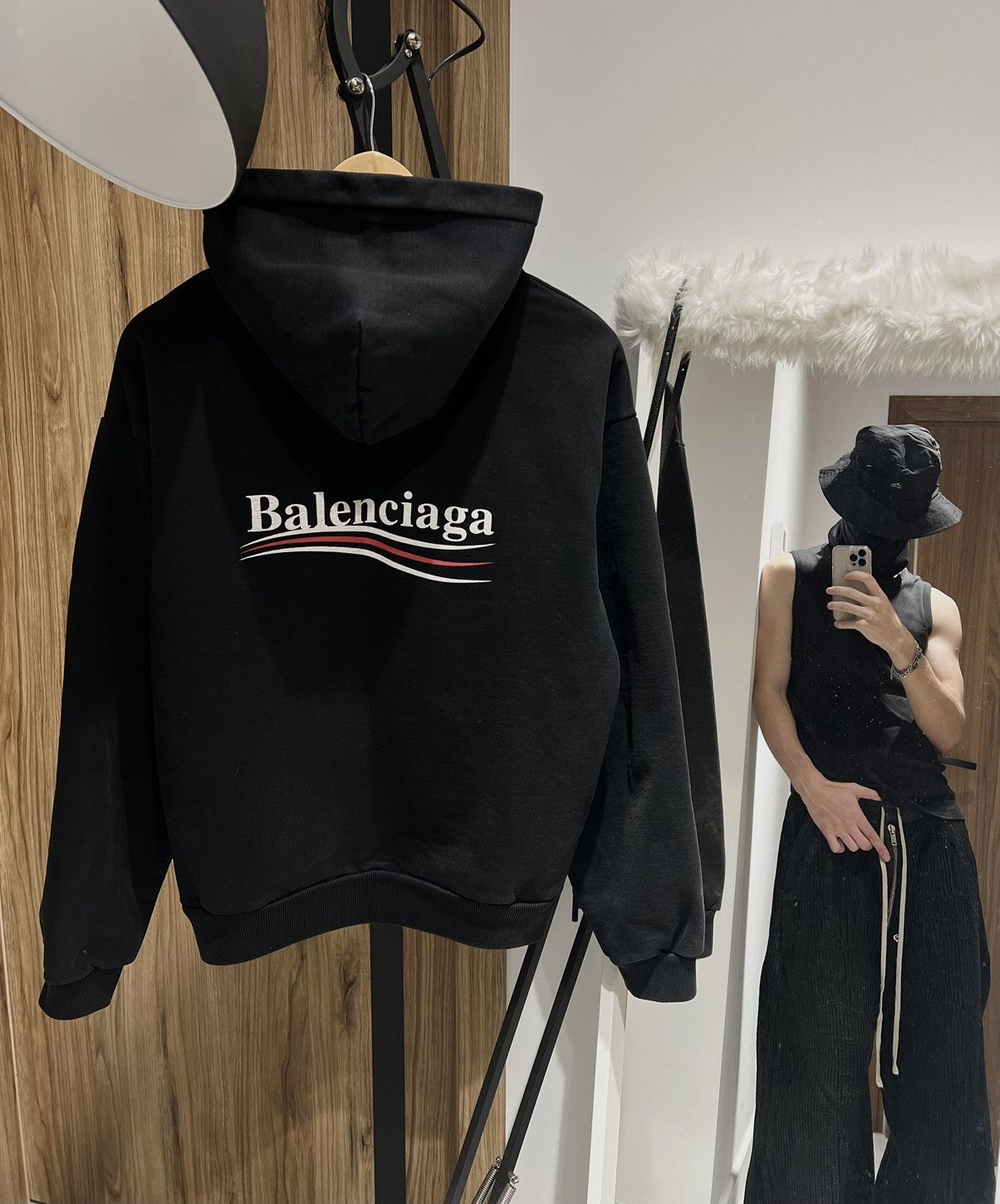 Balenciaga 🚨Balenciaga Black hoodie Political Campaign logo Size US M / EU 48-50 / 2 - 1 Thumbnail