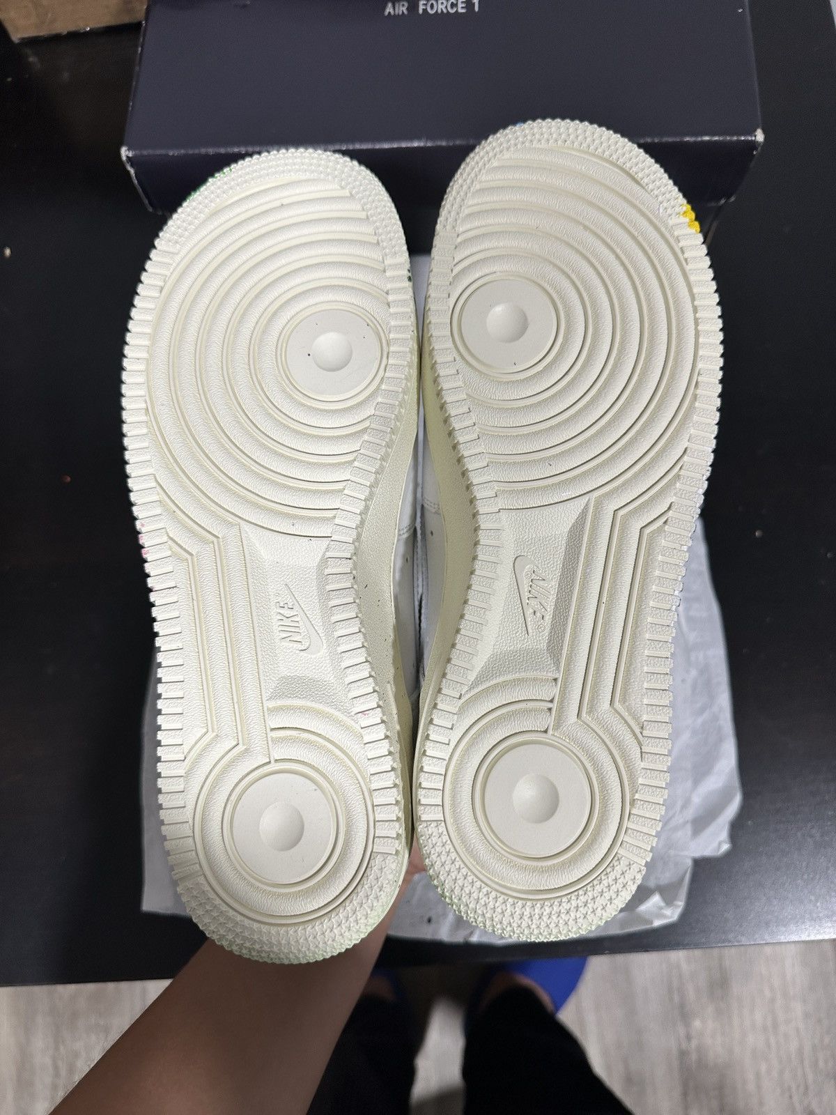 Nike WMNS Air Force 1 Premium “ Summit White “ Size US 8.5 / EU 41-42 - 6 Thumbnail