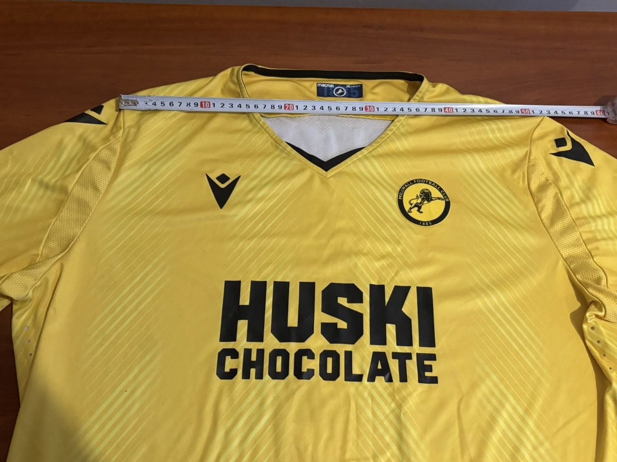 Macron 2019/2020 Macron Millwall Away Soccer Jersey Men’s Size 5XL Size US XXL / EU 58 / 5 - 13 Thumbnail