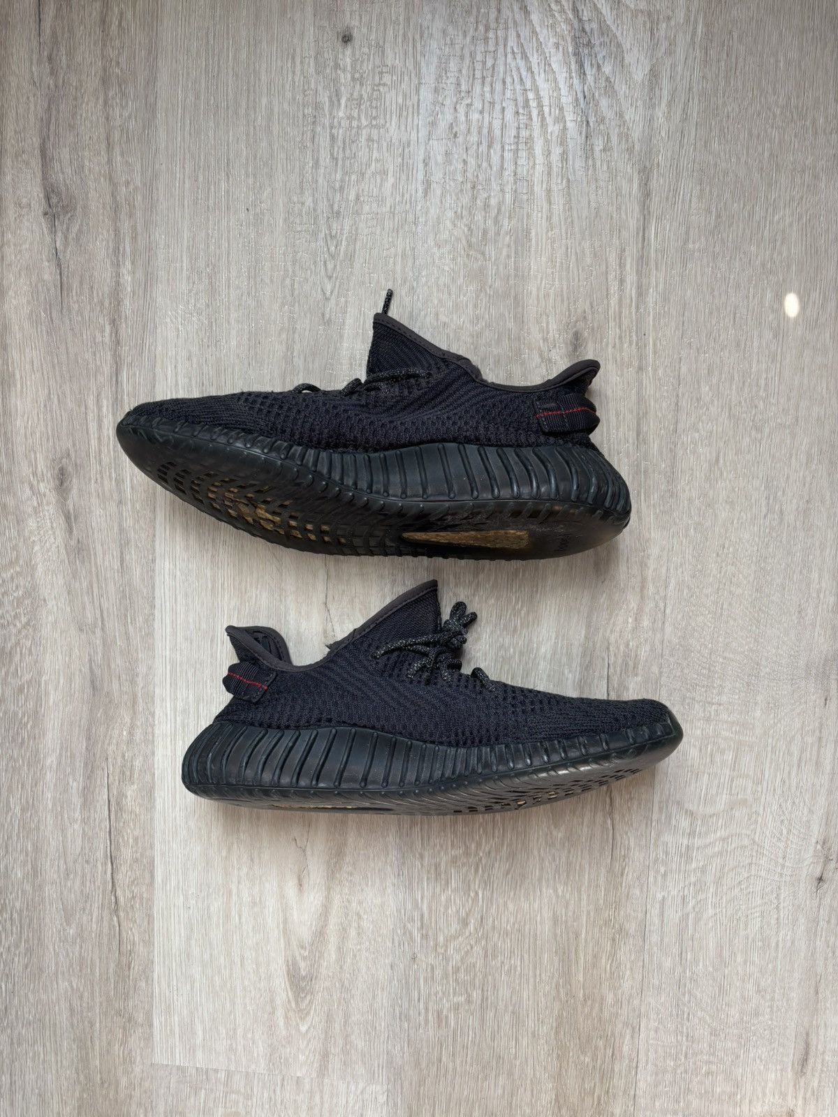 Yeezy Addidas Yeezy 350 V2 Black Non-Reflective Size US 12 / EU 45 - 2 Thumbnail