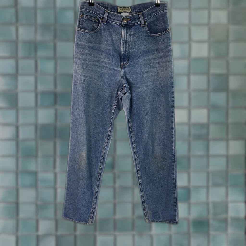 Vintage LL Bean Classic Fit Straight Jeans Womens Blue High Rise 30X30 Size 12 Denim 100% Cotton Regular Modern Classic Size 34" / US 12 / IT 48 - 1 Thumbnail
