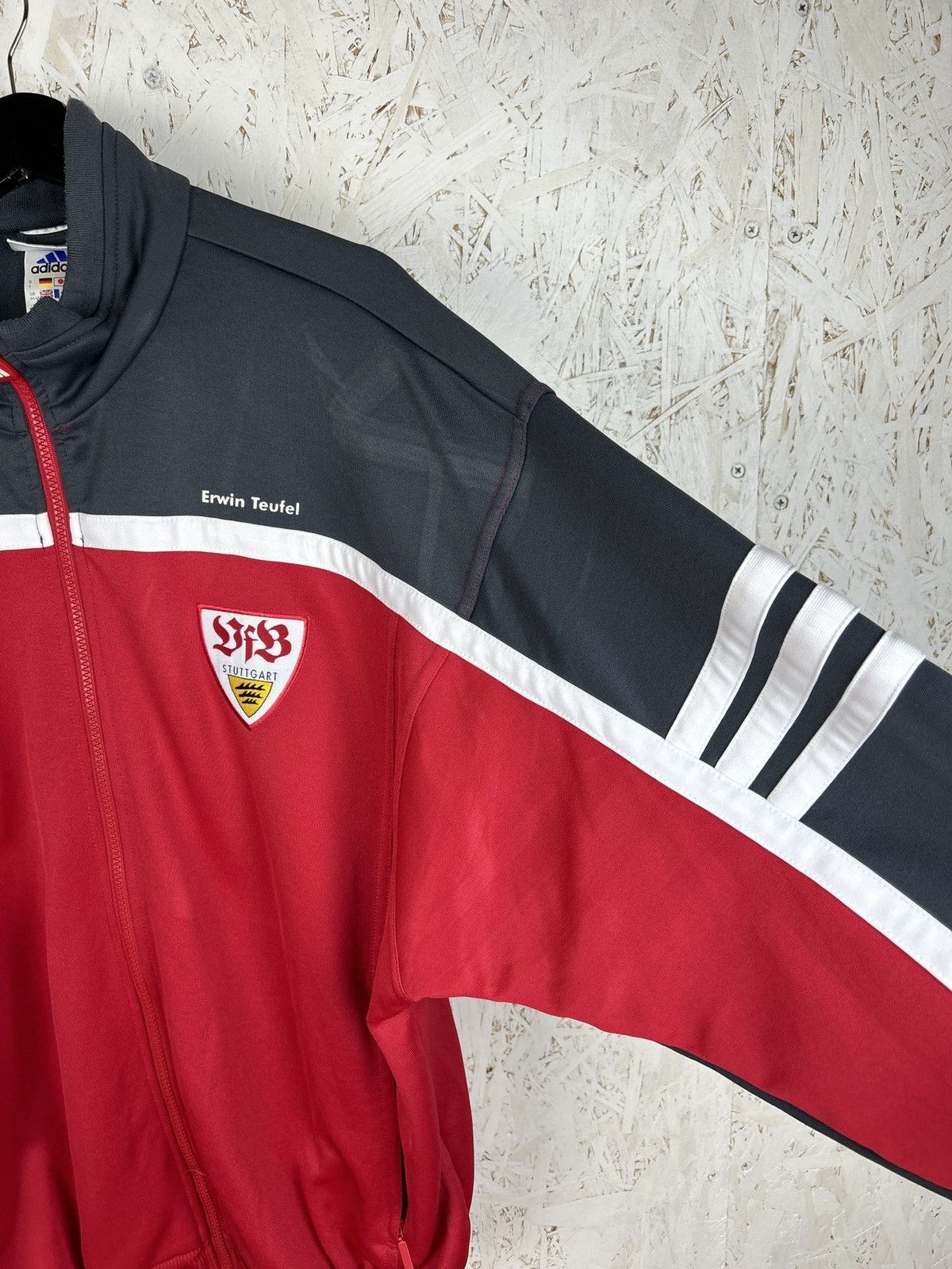 Adidas 00s Adidas Stuttgart 2001/02 Tracksuit Jacket Red Size L Size US L / EU 52-54 / 3 - 8 Thumbnail