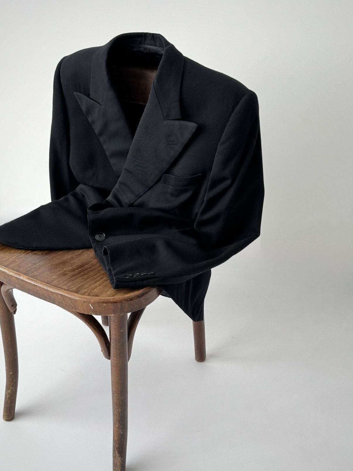 Vintage Vintage 1954 Dated England Tuxedo Black Blazer Jacket Size US M / EU 48-50 / 2 - 3 Thumbnail