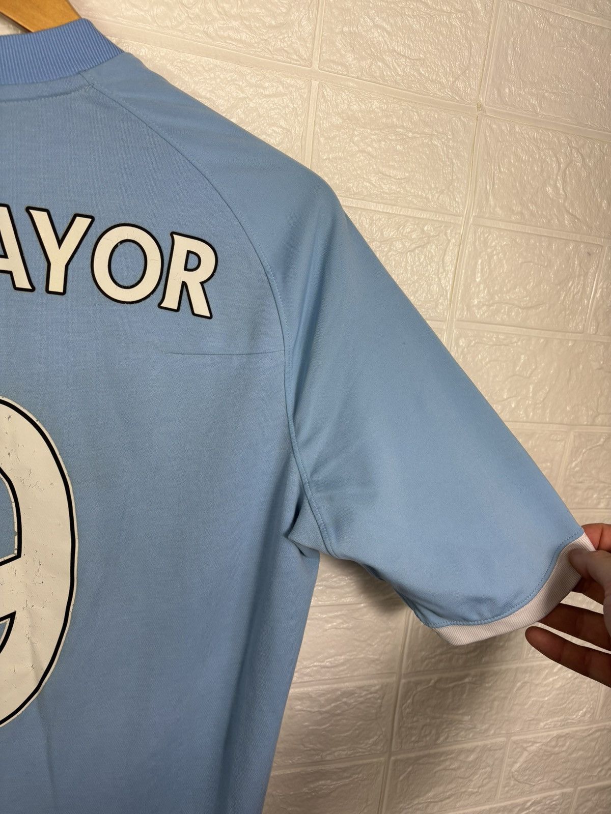 Umbro MANCHESTER CITY 2010 2011 HOME JERSEY UMBRO MEN #9 ADEBAYOR Size US L / EU 52-54 / 3 - 20 Thumbnail