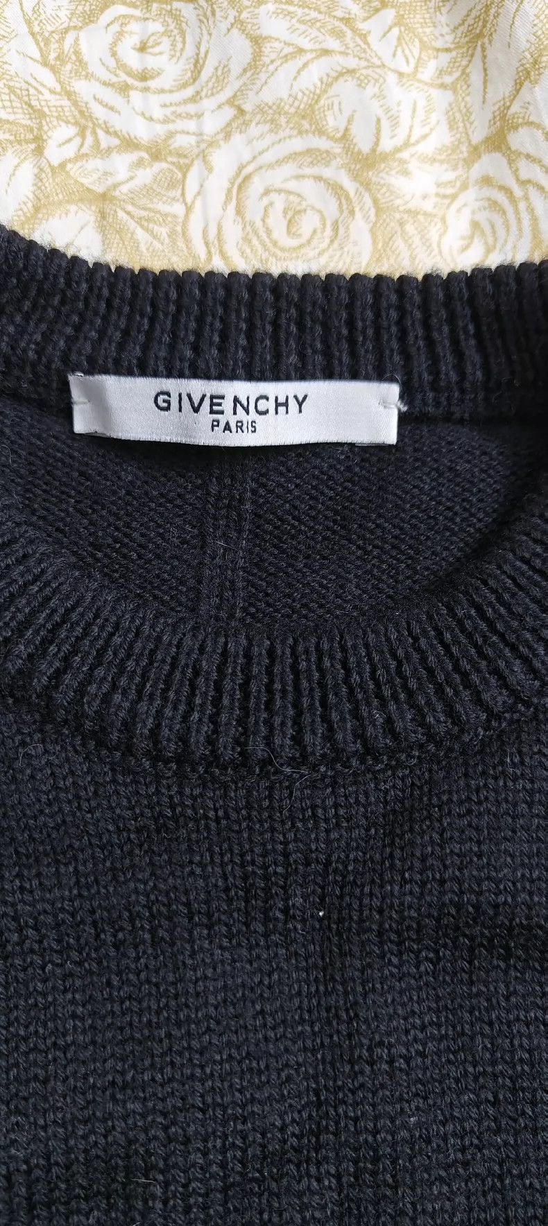 Givenchy Givenchy 100% Pure Wool Sweater, Heavy Duty Size US S / EU 44-46 / 1 - 4 Thumbnail