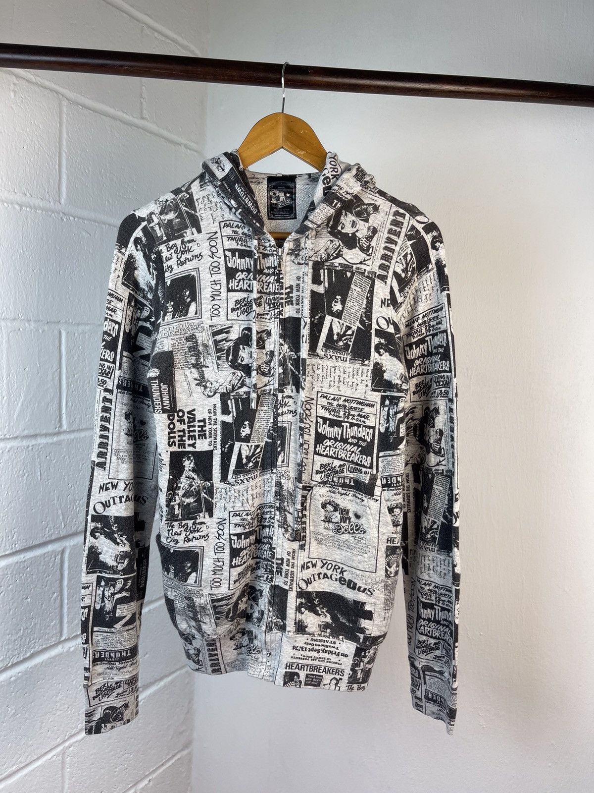 Hysteric Glamour Hysteric Glamour X NewYork Doll Zip Fullprint Hoodie Size US S / EU 44-46 / 1 - 4 Thumbnail
