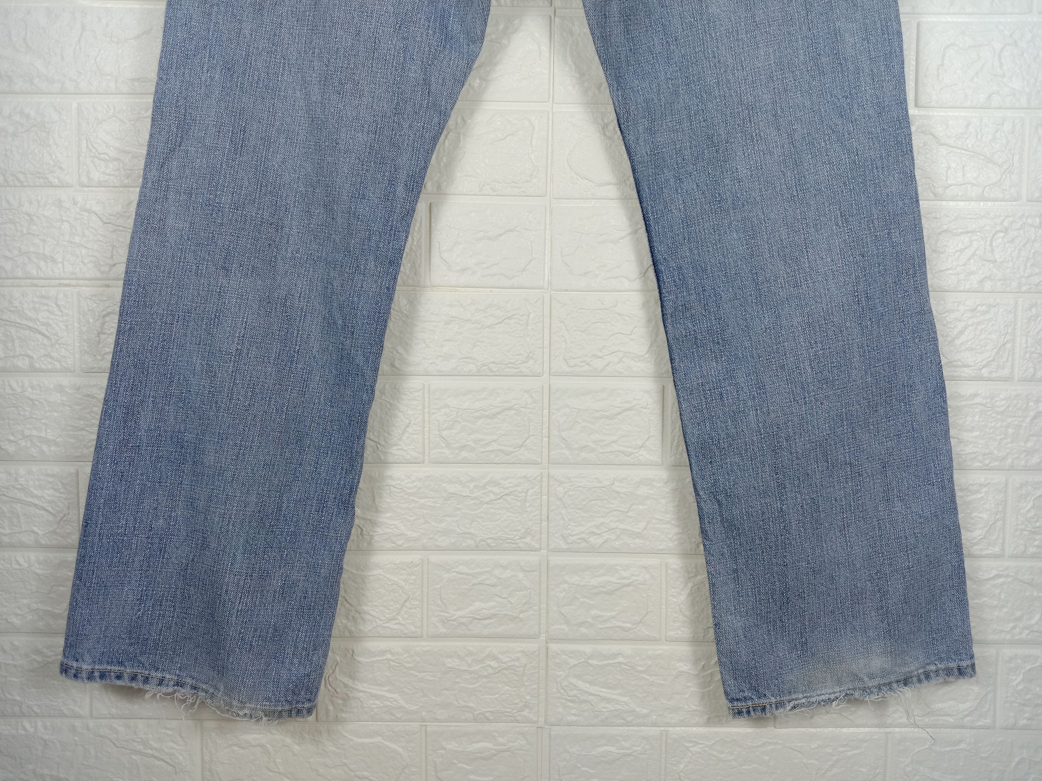 Levi's Vintage Levi's 514 Jeans Light Wash Slim Straight Denim Size US 34 / EU 50 - 8 Thumbnail