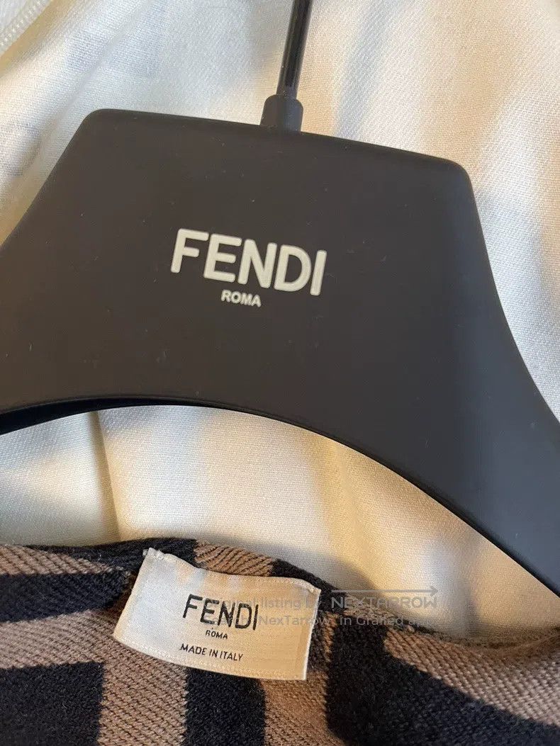 Fendi Fendi Cape Size ONE SIZE - 3 Thumbnail