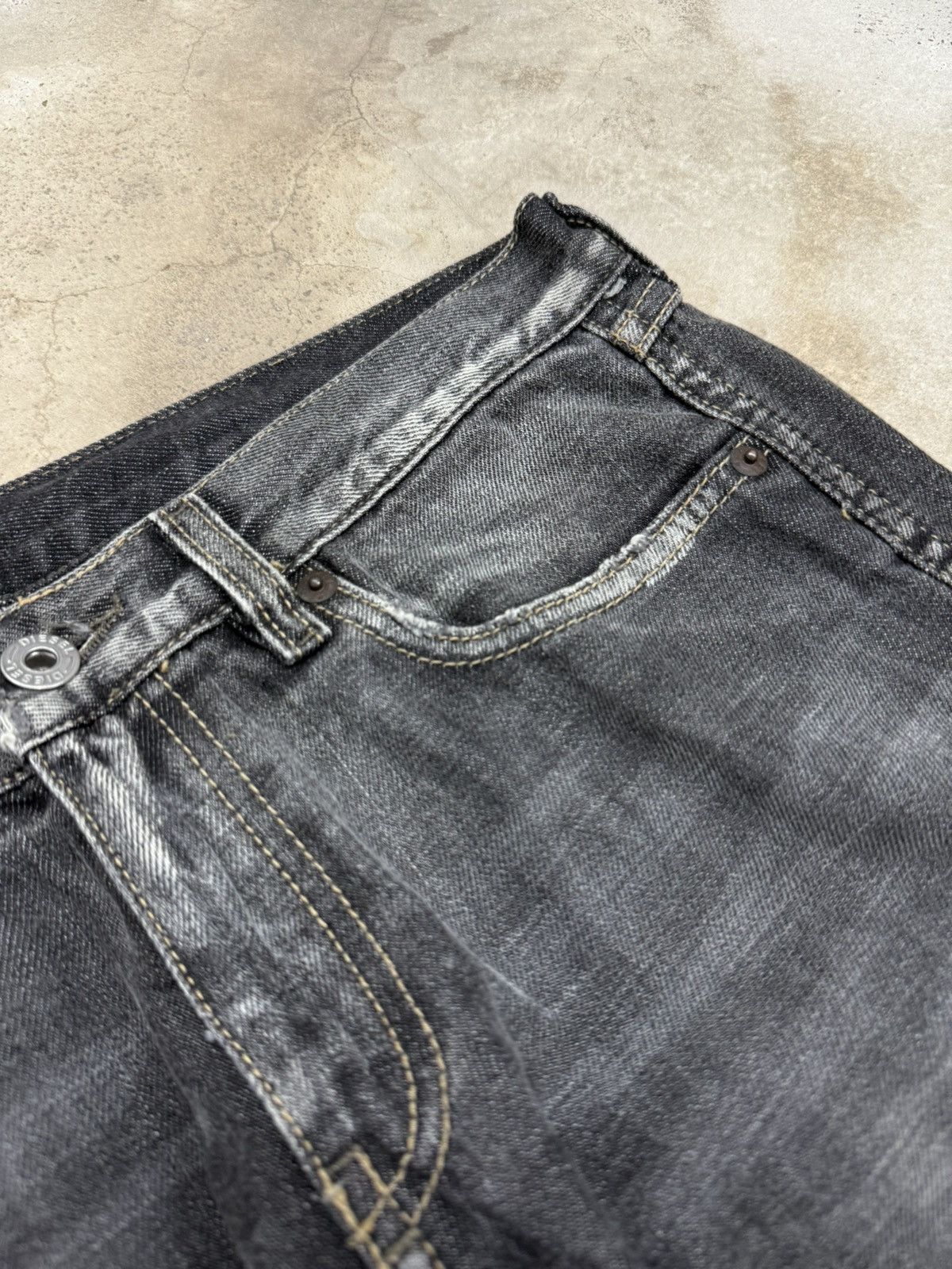 Diesel Vintage Flare Diesel Industry Distressed Unisex Denim Pants Size US 28 / EU 44 - 7 Thumbnail