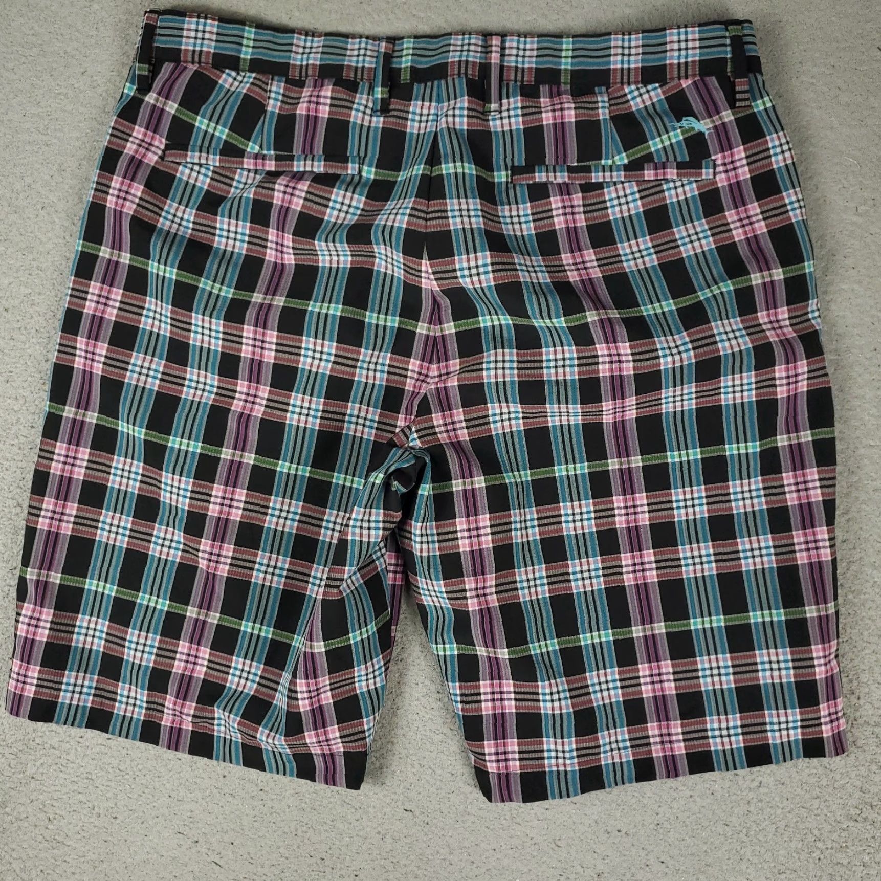 Tommy Bahama Tommy Bahama Shorts Mens 35 Plaid Black Polyester Chino Flat Front Casual Flat Front Chino Mens 35 Tommy Bahama Shorts Black Plaid Casual Asian?? Size US 35 - 7 Thumbnail