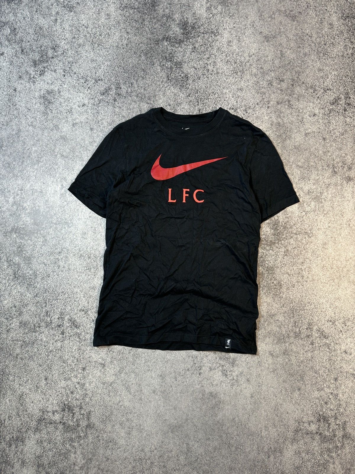 Nike Nike Liverpool Soccer T-shirt Blokecore Style Rare Casual S Size US S / EU 44-46 / 1 - 1 Thumbnail