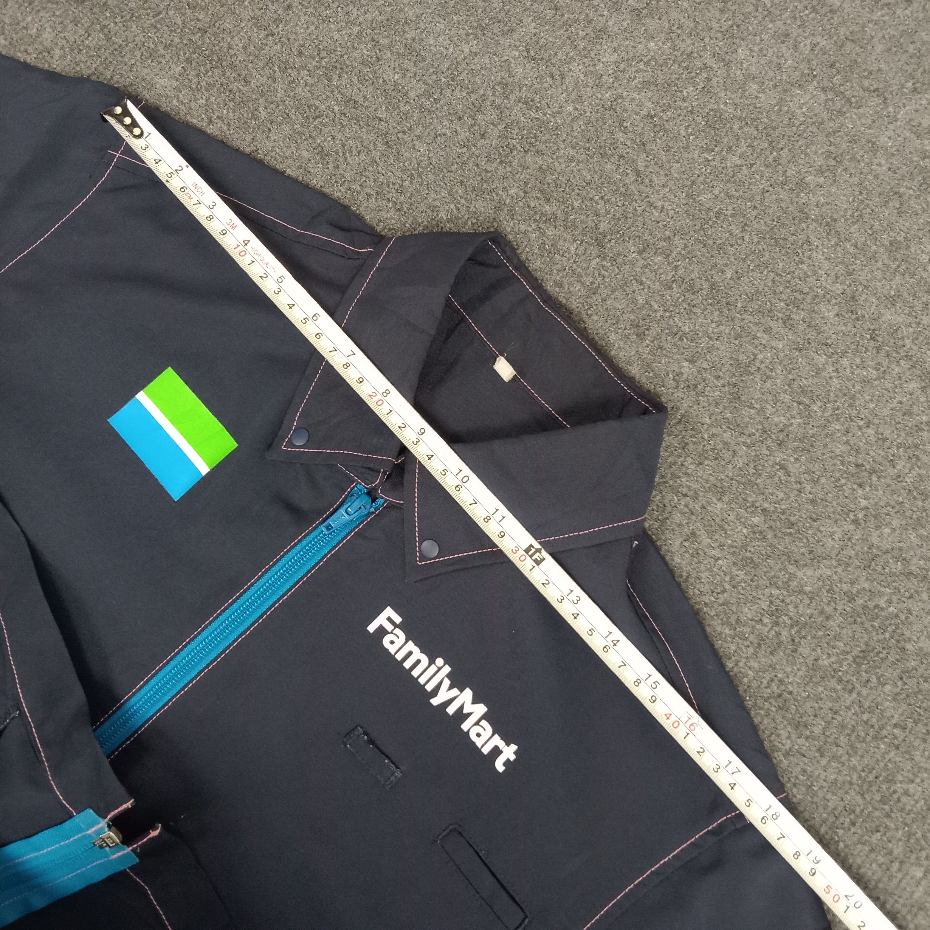 Japanese Brand × Vintage Family Mart Japanese Brand Uniform Jacket Size US L / EU 52-54 / 3 - 11 Thumbnail