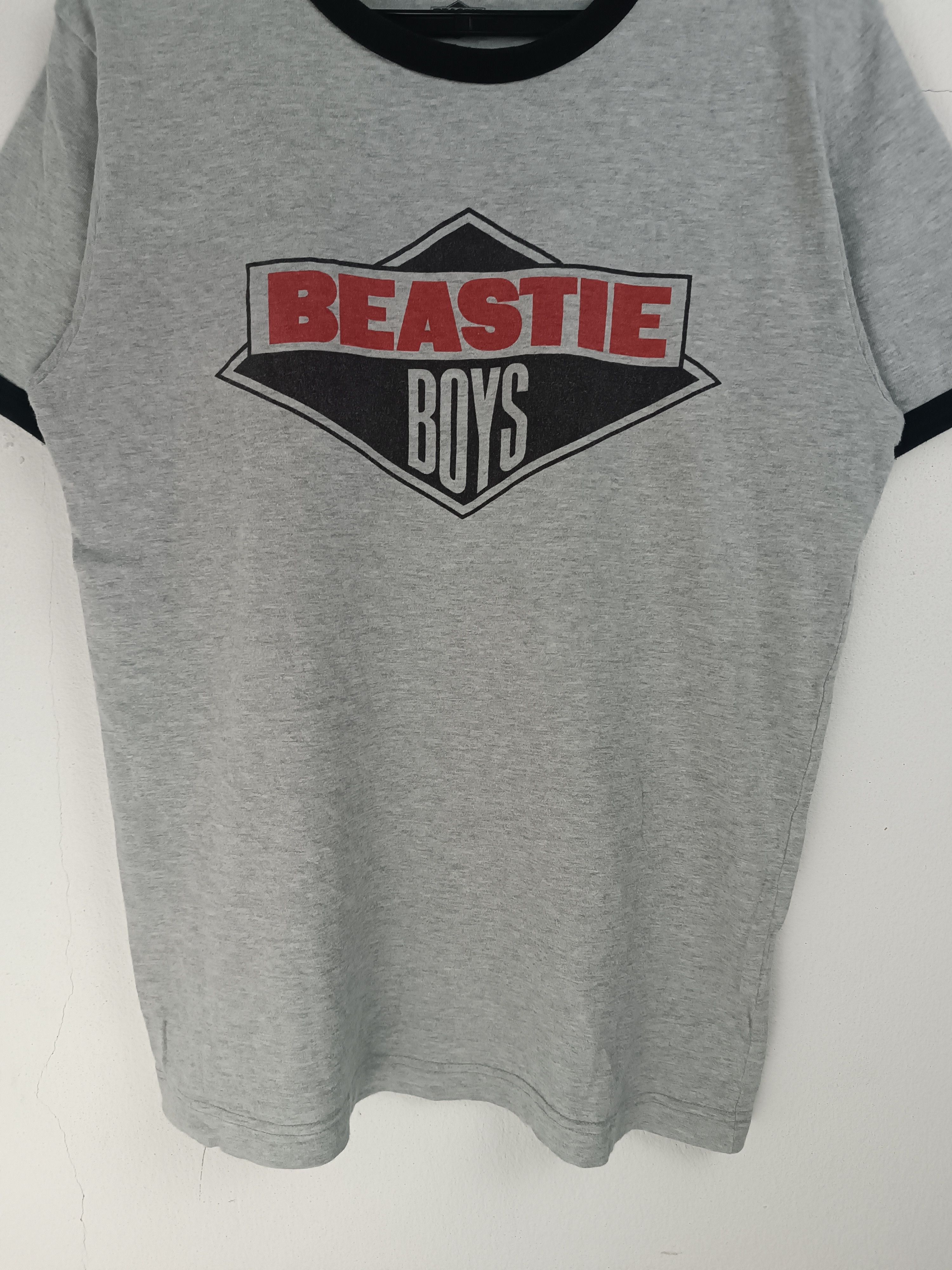 Band Tees VINTAGE BEASTIE BOYS CLASSIC LOGO RINGER RAP PUNK TEE Size US M / EU 48-50 / 2 - 7 Thumbnail