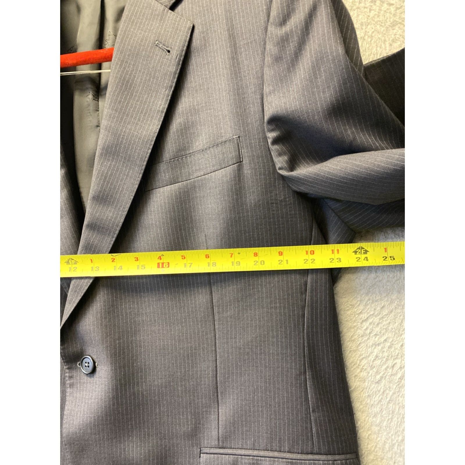 Jos. A. Bank VINTAGE Jos. A. Bank 2 Piece Wool Suit Pants Jacket Charcoal Gray Pinstripes 44L 38W Mens Rod? Size 44L - 4 Thumbnail