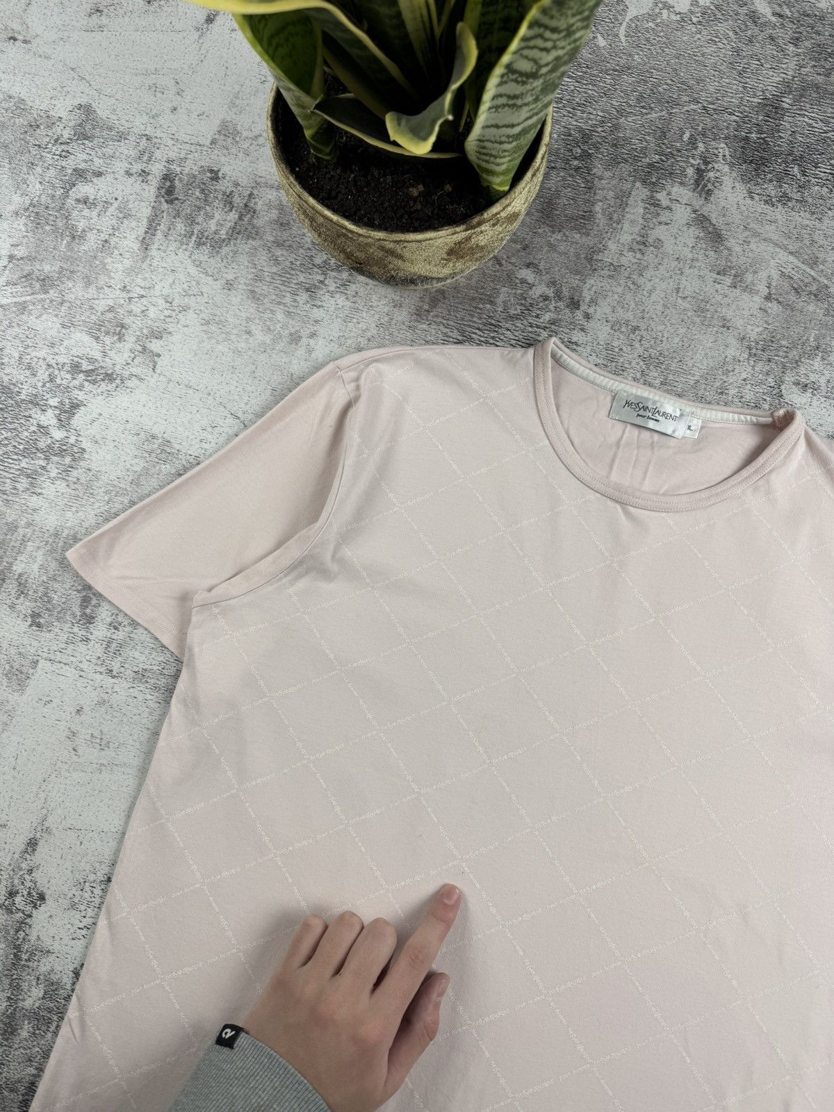 Yves Saint Laurent Yves Saint Laurent Monogram Rose Jersey T Shirt Tee Shirt Size US XL / EU 56 / 4 - 9 Thumbnail