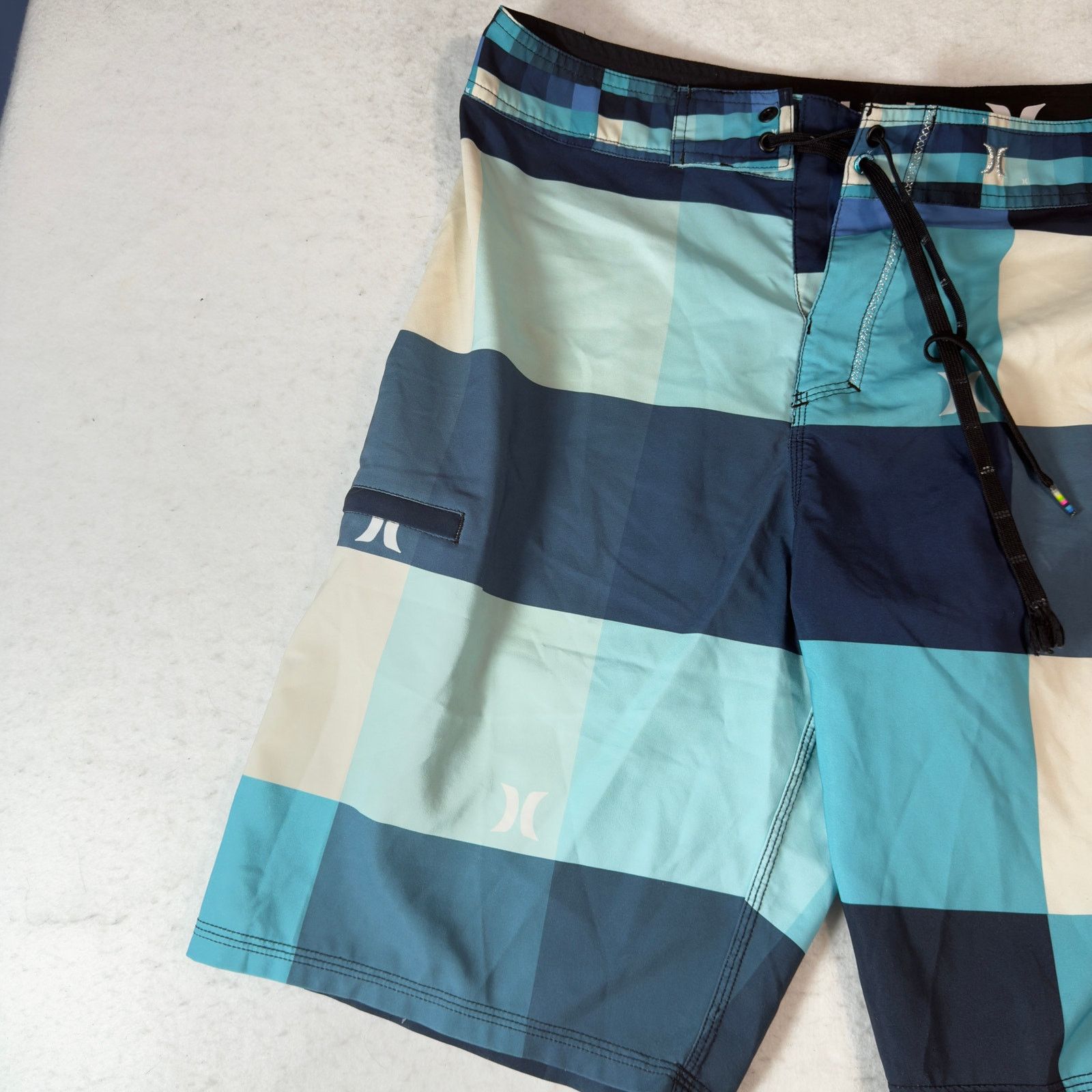 Hurley Hurley Men’s 34 Board Shorts Blue Plaid Trunks Recycled Poly Size US 34 / EU 50 - 9 Thumbnail