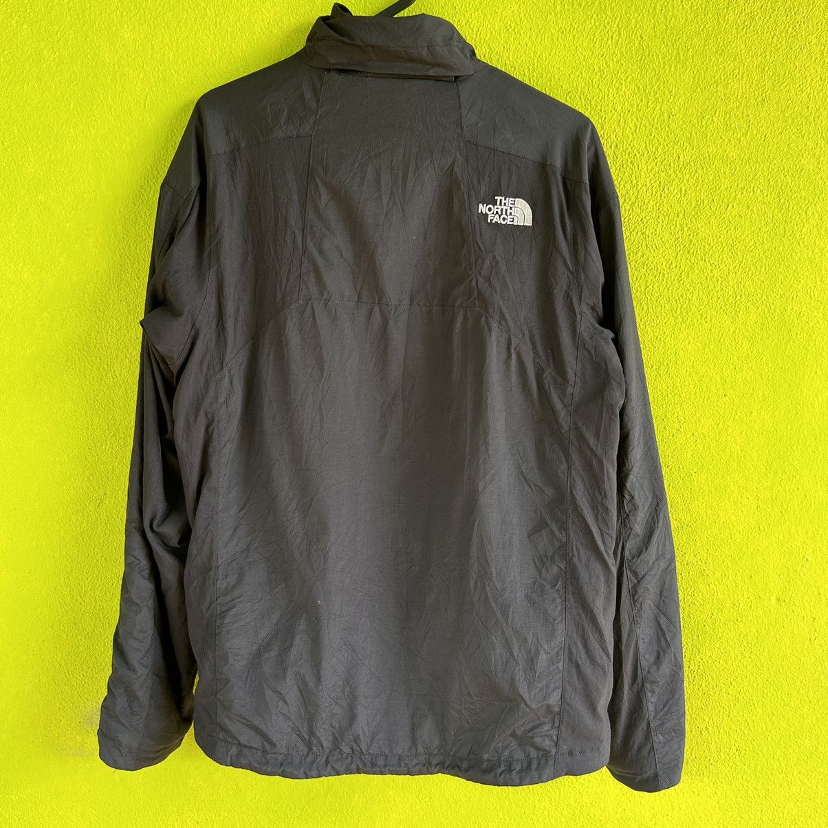 The North Face Vintage The North Face Hyvent Distressed Jacket Size US M / EU 48-50 / 2 - 23 Thumbnail