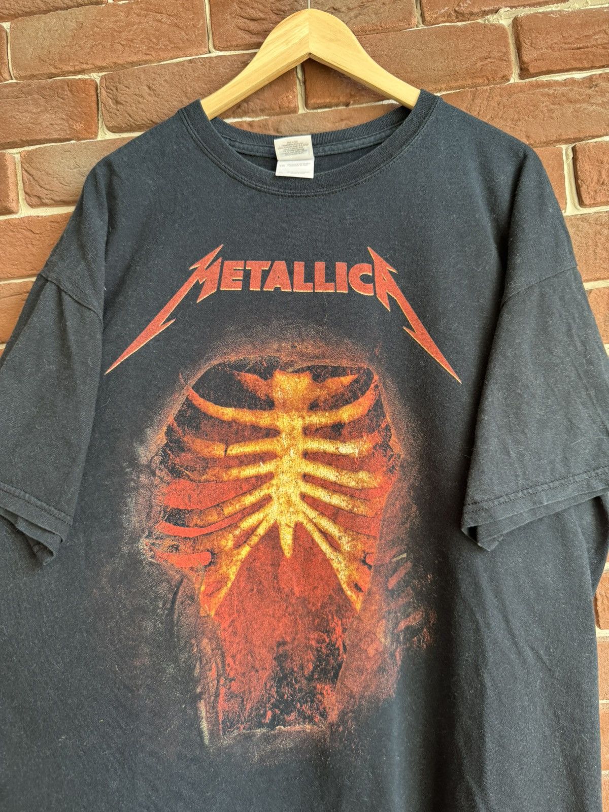 Band Tees METALLICA vintage 00s metal band tee rib skeleton graphic Size US XL / EU 56 / 4 - 3 Thumbnail
