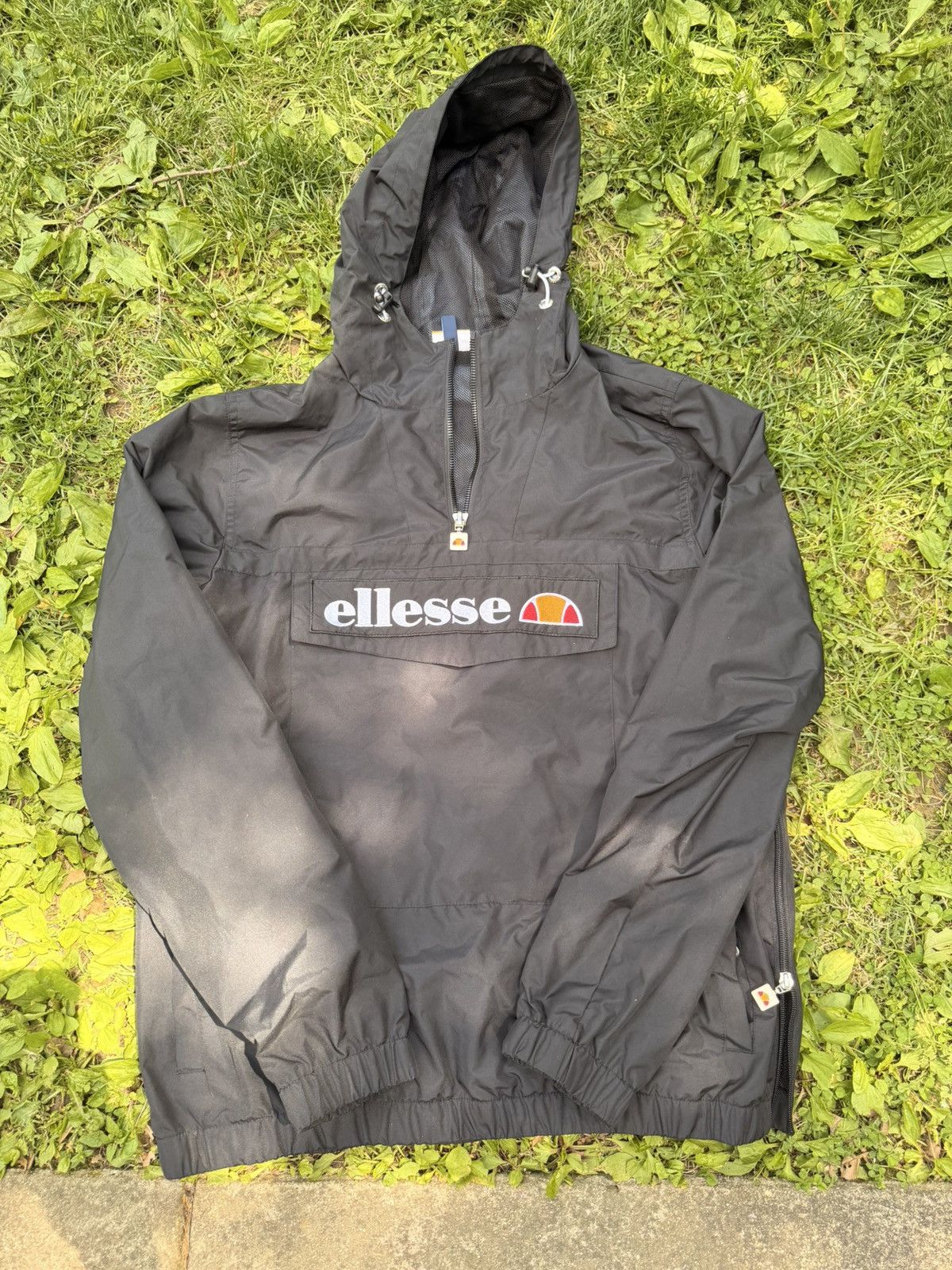 Ellesse Ellesse Windbreaker Light Jacket Size Large Size US L / EU 52-54 / 3 - 2 Thumbnail