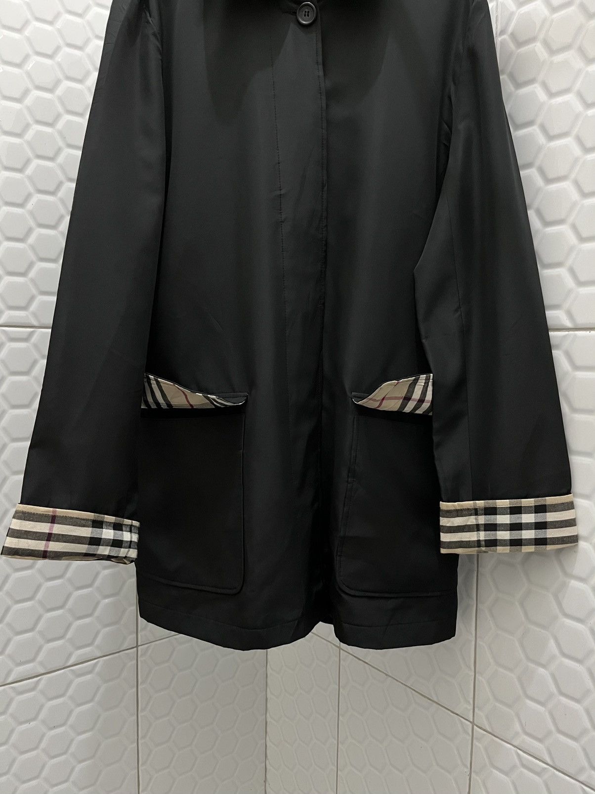 Burberry Vintage Burberry Nylon Coat Jacket Size US L / EU 52-54 / 3 - 3 Thumbnail