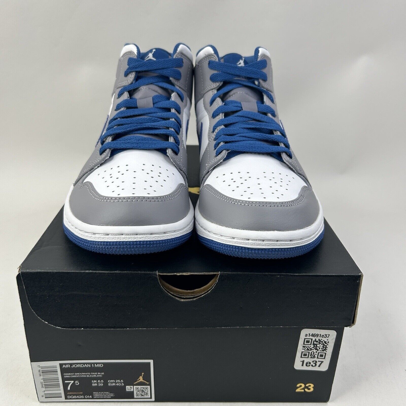 Nike Nike Air Jordan 1 Mid Retro “True Blue” 2024 Size US 7.5 / EU 40-41 - 2 Thumbnail