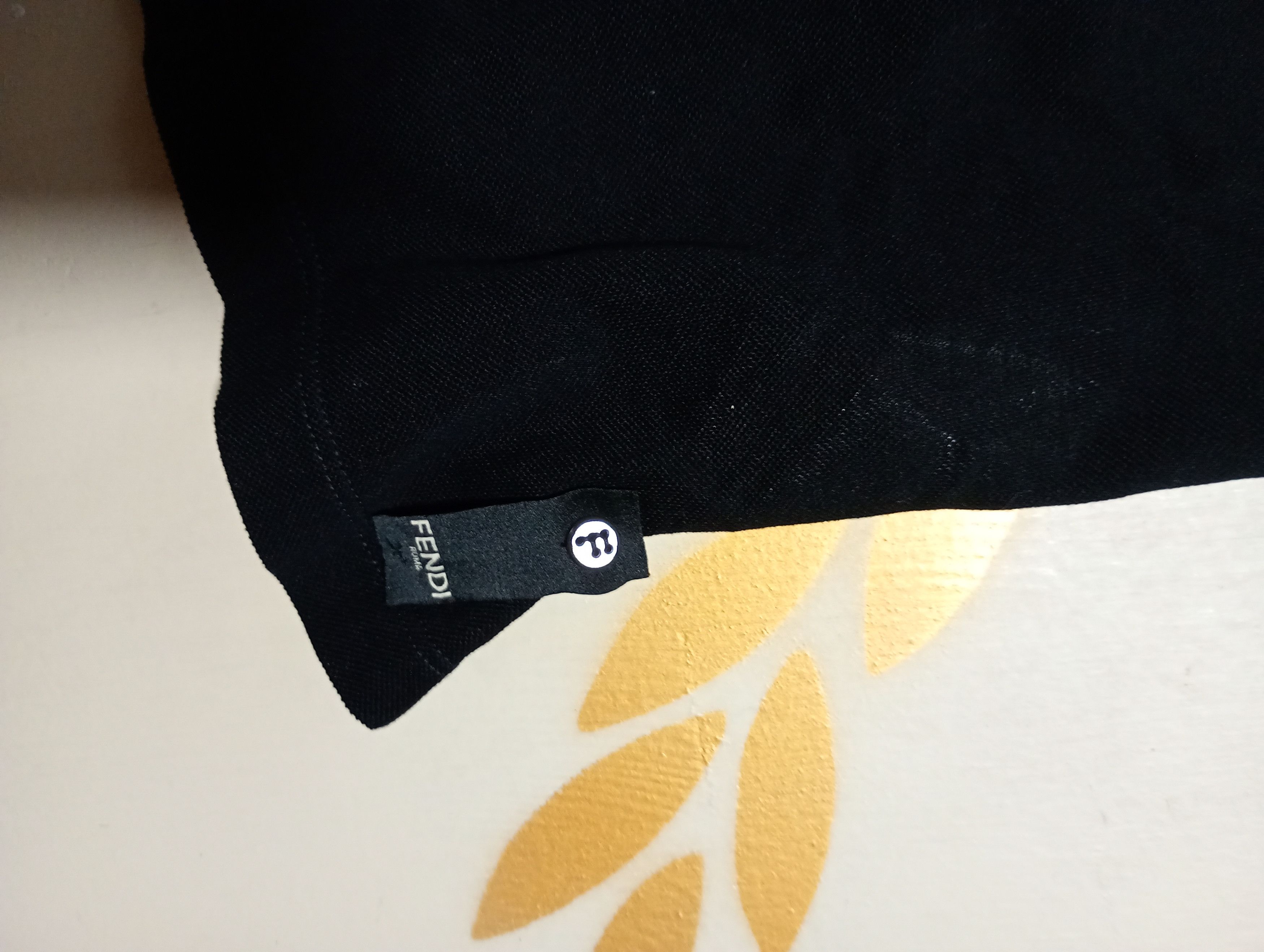 Fendi Fendi Polo Shirt size 52 Size US L / EU 52-54 / 3 - 7 Thumbnail