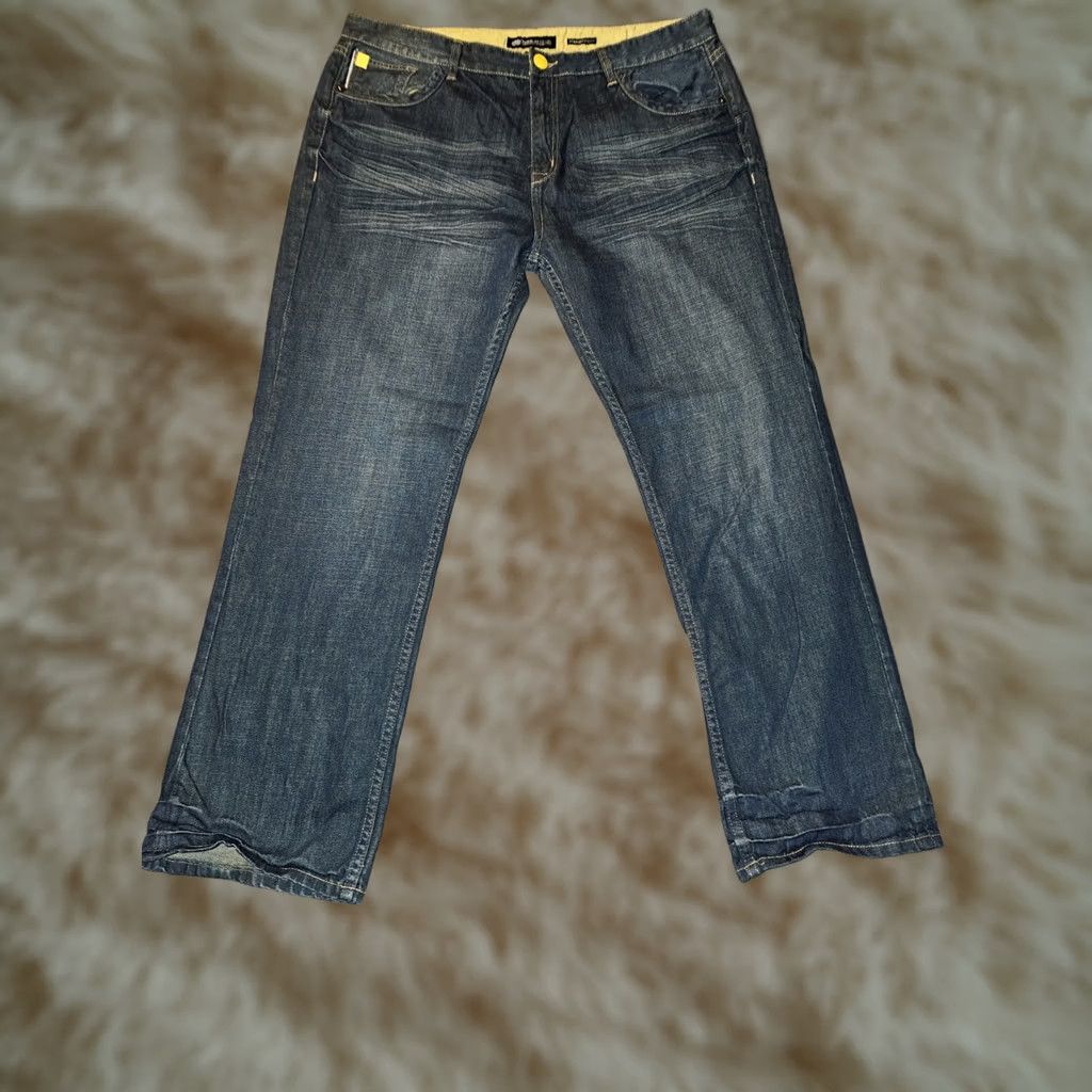 Ecko Unltd. Item Specifications: Country of Origin: USA Size US 40 / EU 56 - 1 Thumbnail