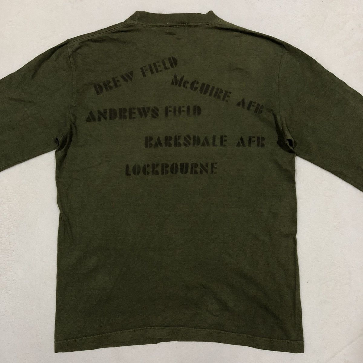 Buzz Rickson's VINTAGE BUZZ RICKSON 91st Bomber Group (WWII) Long Sleeve T Size US M / EU 48-50 / 2 - 6 Thumbnail
