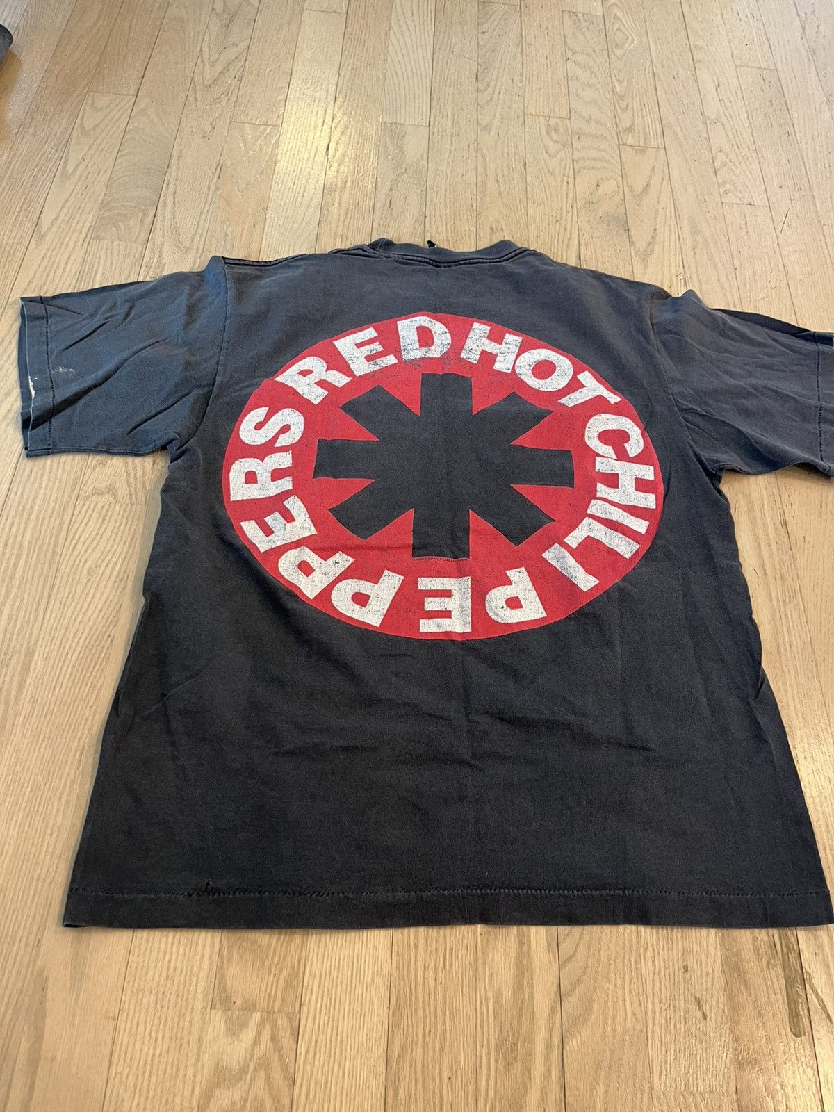 Vintage Red Hot Chili Peppers 1990 Picasso Giant tag size Large men Size US L / EU 52-54 / 3 - 4 Thumbnail