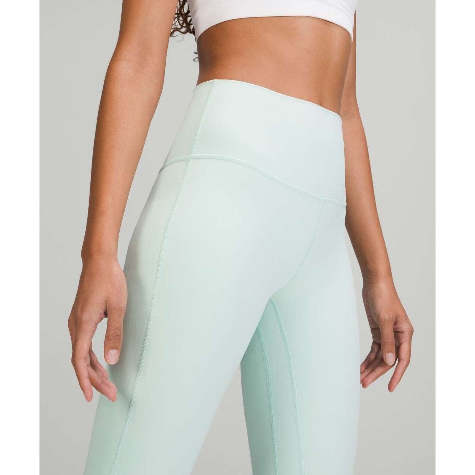 Lululemon Rare Lululemon Align High Rise Crop Kohlrabi Green Sz 26 Size 26" / US 2 / IT 38 - 3 Thumbnail