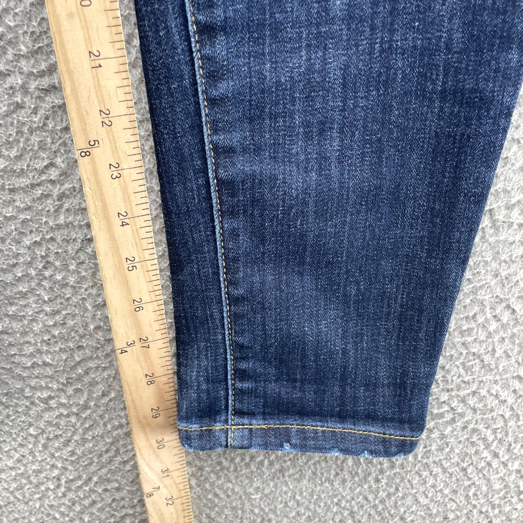 Vintage KanCanJeans Women's 33x30 Whisker Skinny Preppy Y2k Basics Indie Denim Jeans Blue Slim Modern Bohemian 2010s Tumblr School Rocker Academia Womens Men? Size 24" / US 00 / IT 34 - 3 Thumbnail