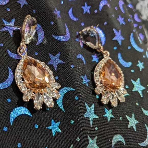 Other Elegant Glam Champagne Crystal Teardrop Earrings Size ONE SIZE - 6 Thumbnail