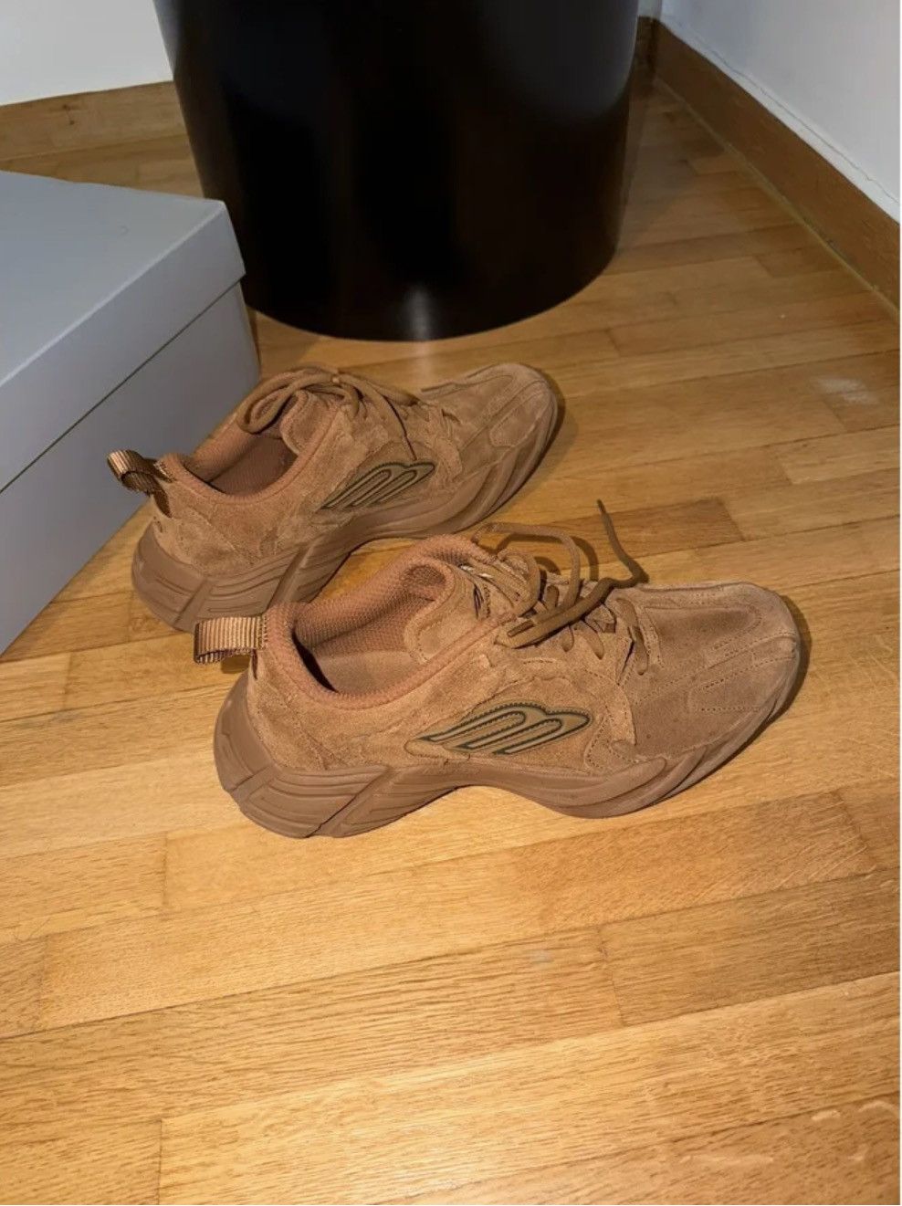Balenciaga Balenciaga Monday sneakers, camel suede Size US 10 / IT 40 - 5 Thumbnail