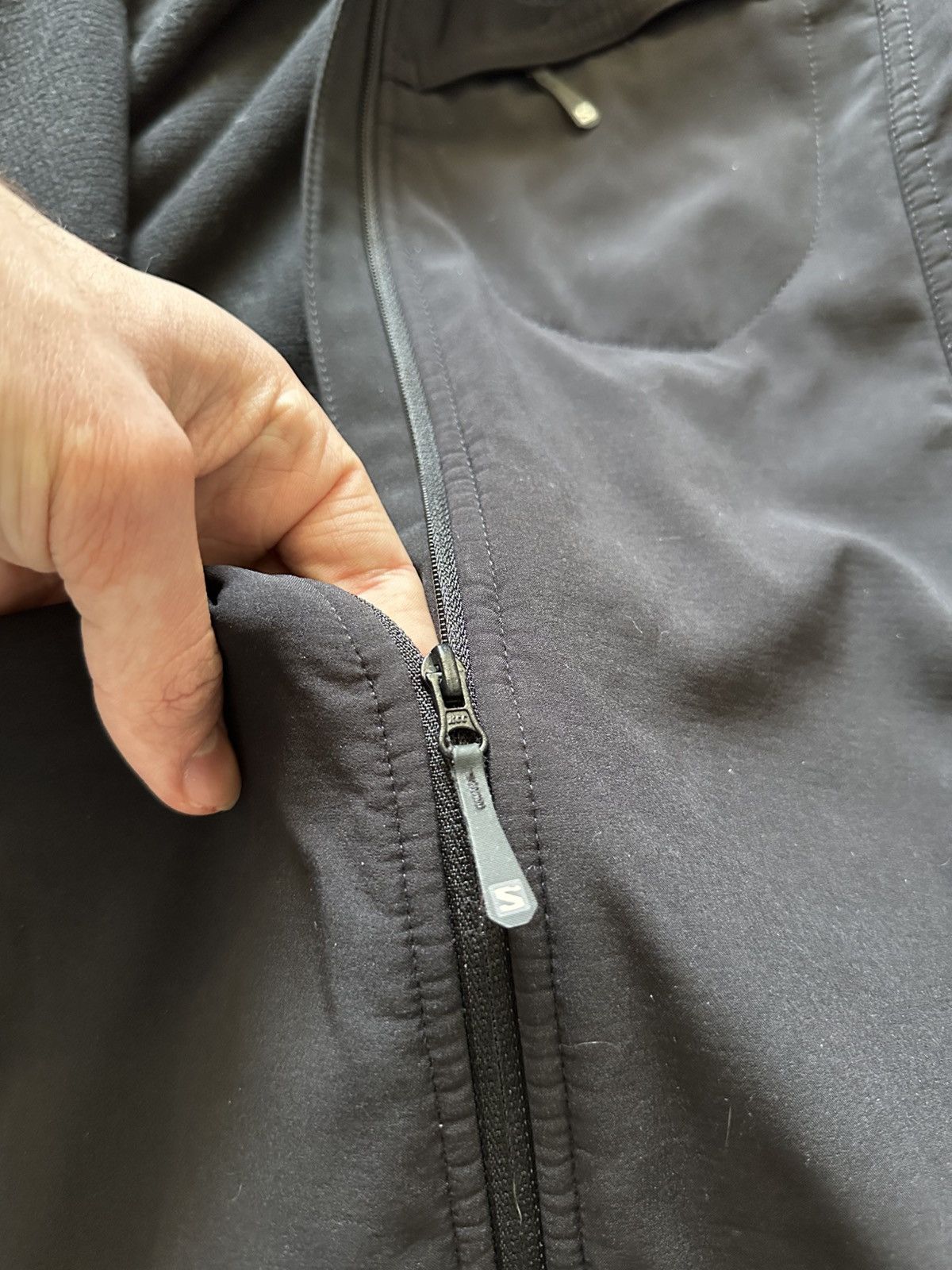 Salomon × Vintage Vintage Salomon Windbreaker Hoodie Jacket Light Goretex Size L / US 10 / IT 46 - 7 Thumbnail