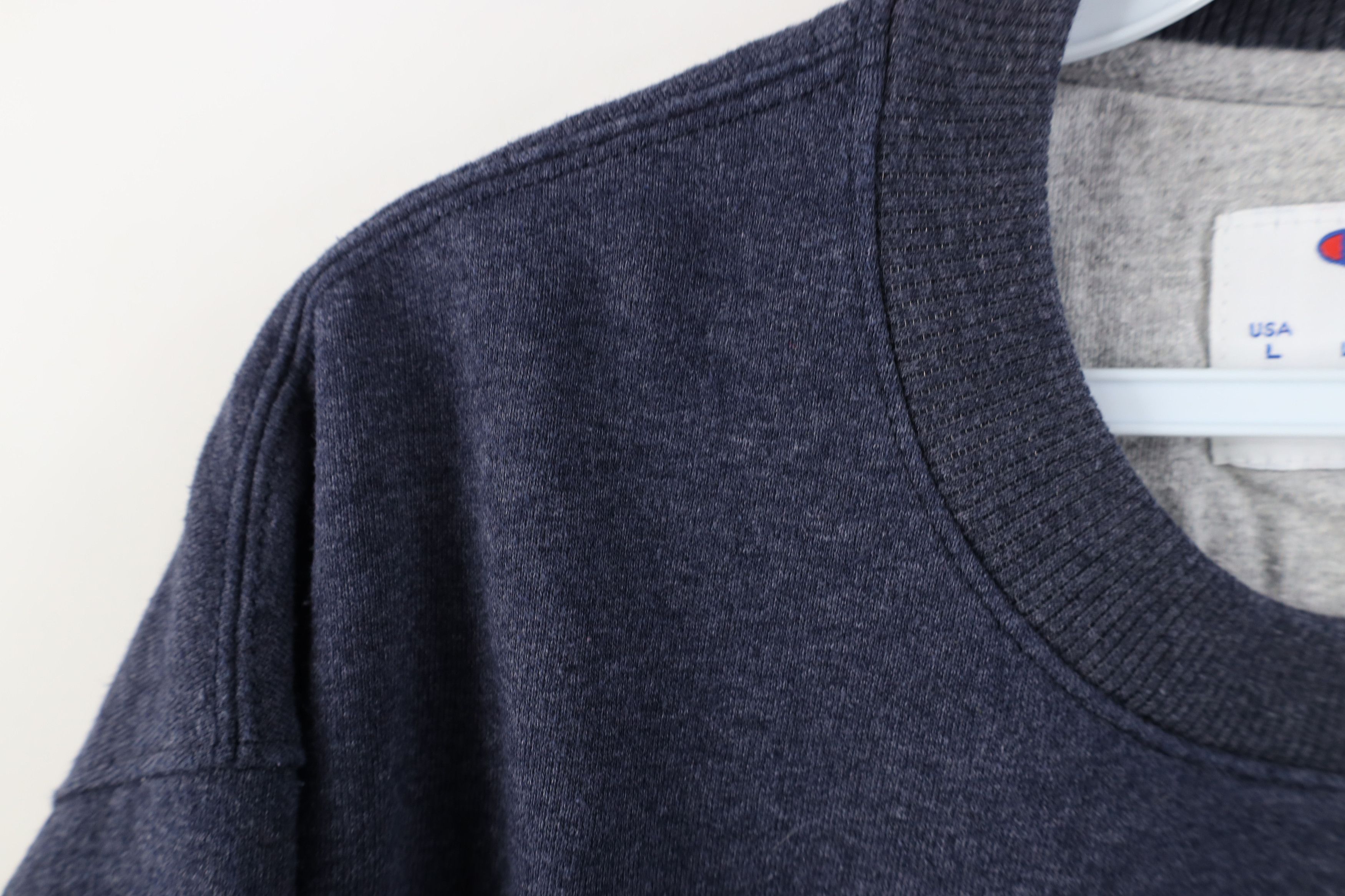 Champion Vintage Y2K Champion Crewneck Sweatshirt Heather Blue Size US L / EU 52-54 / 3 - 9 Thumbnail